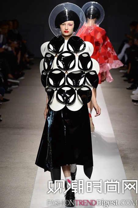 Junya Watanabe 2015İr(sh)b(chng)DƬ