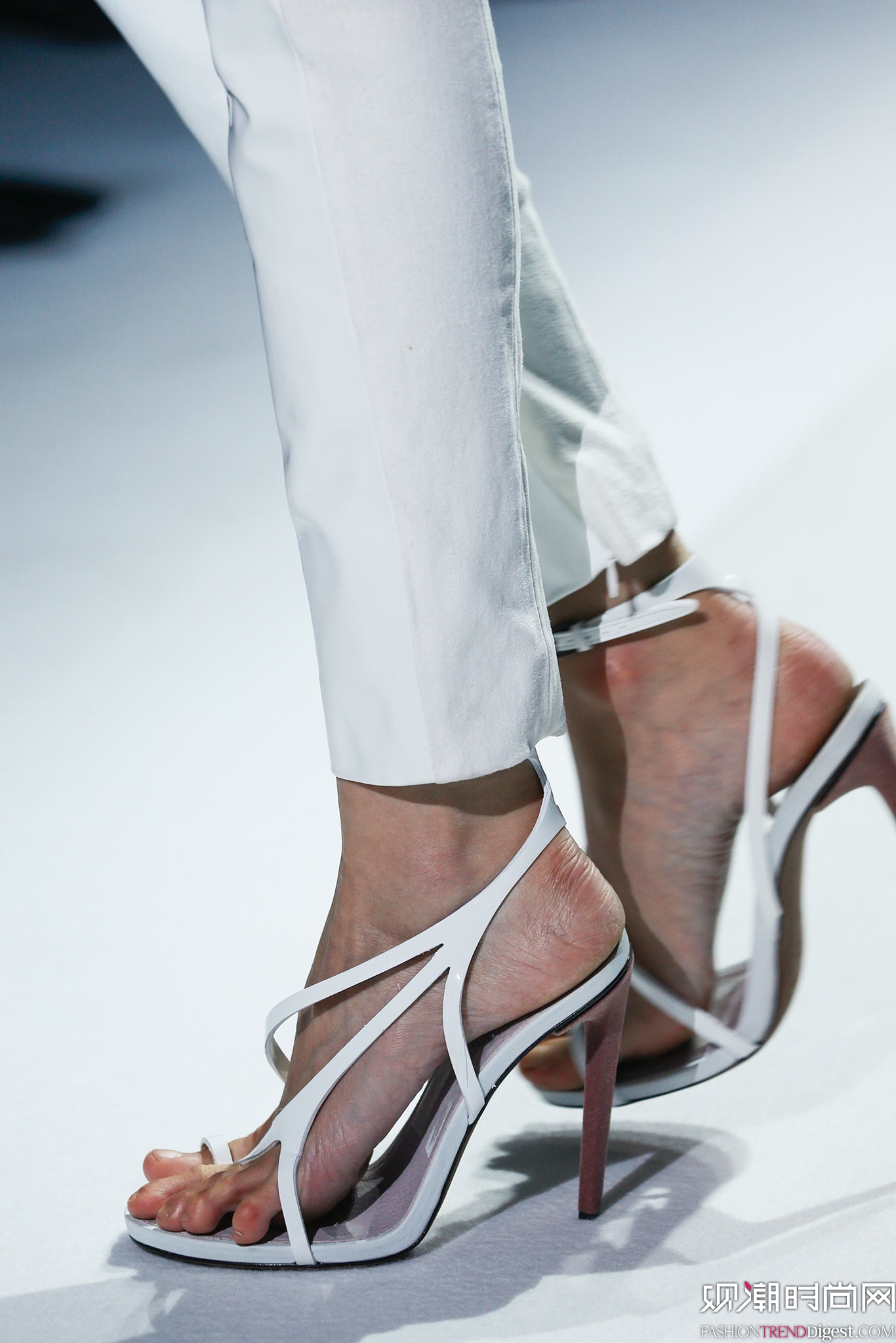 Haider Ackermann 2015İrbDƬ