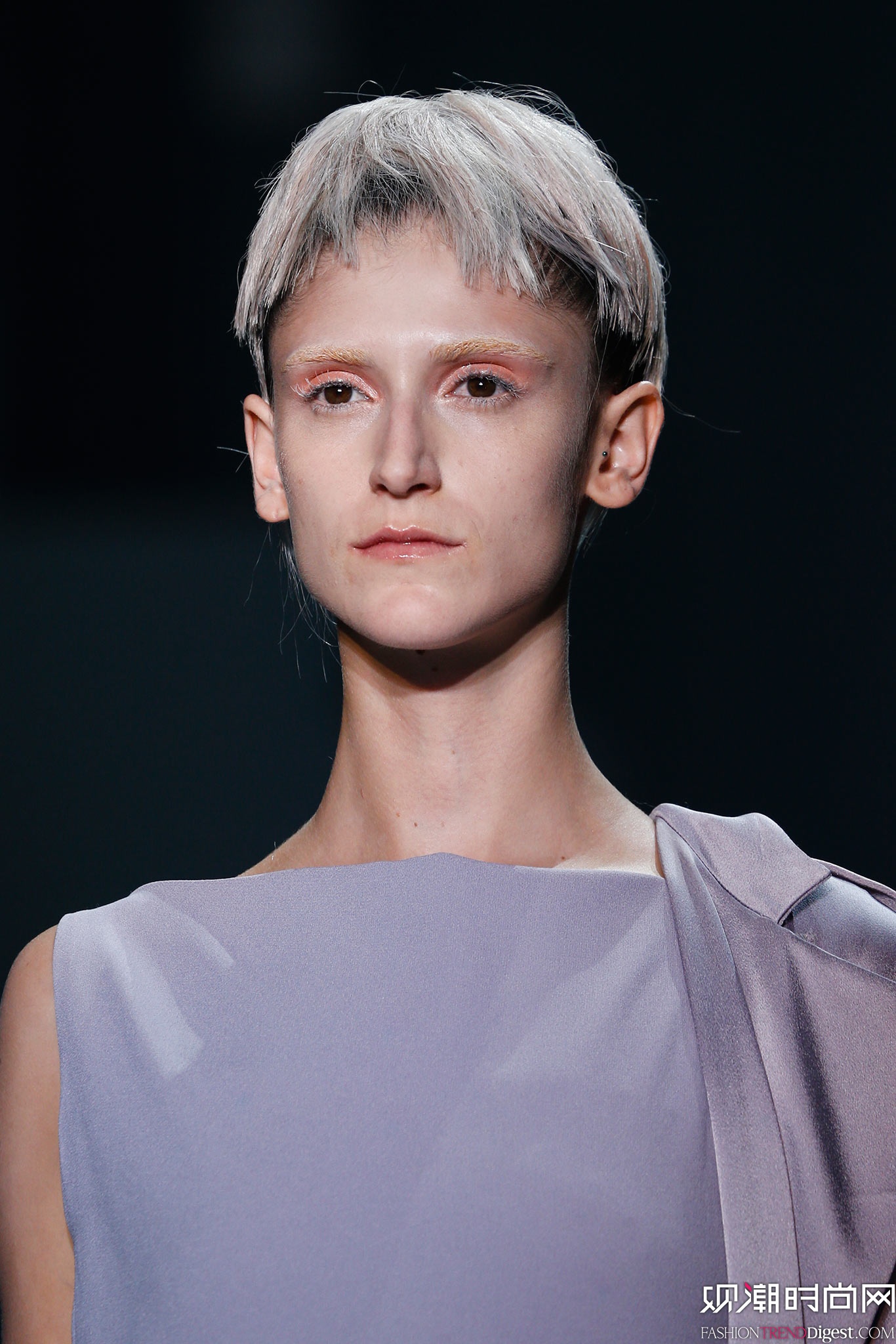 Haider Ackermann 2015İrbDƬ