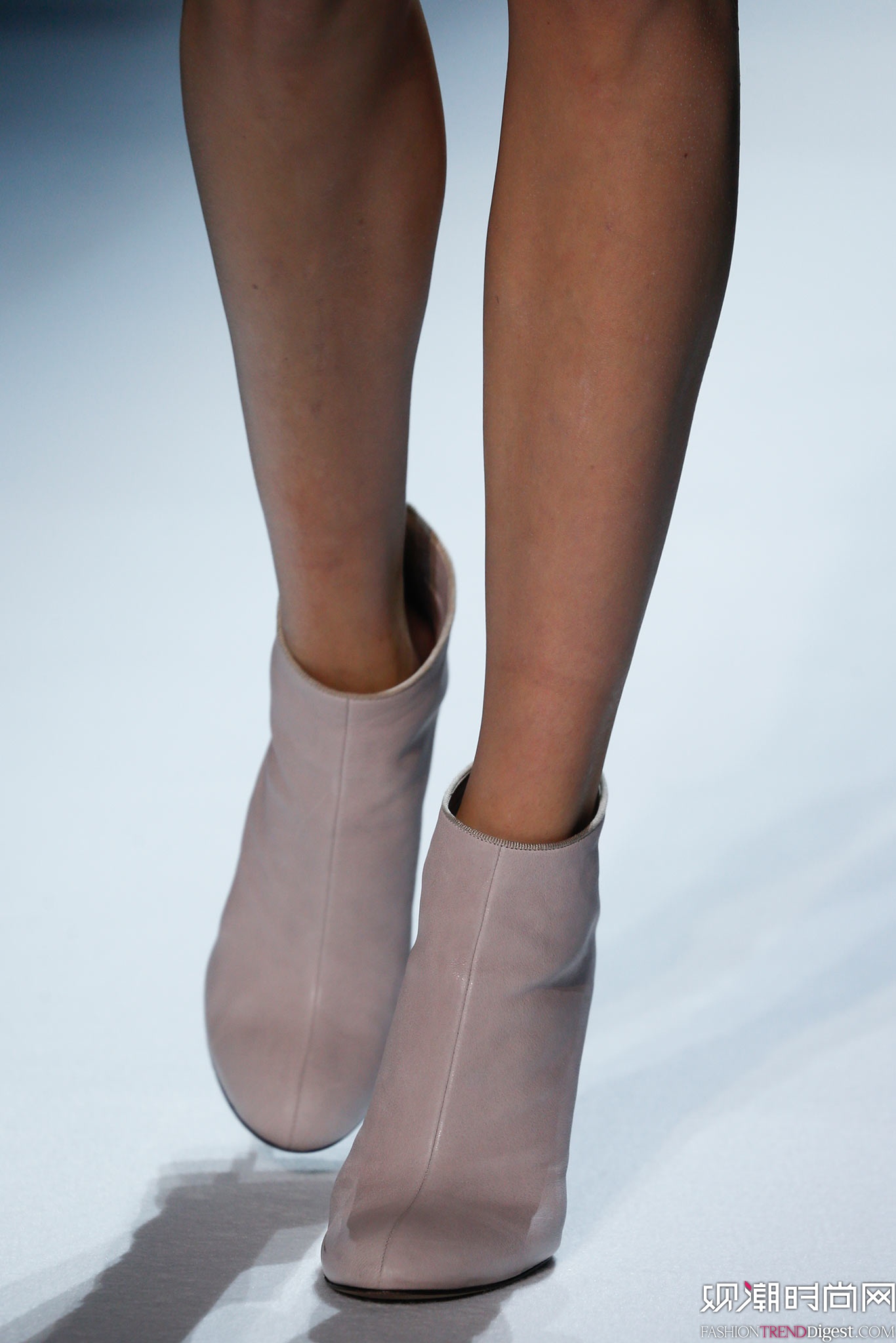 Haider Ackermann 2015İrbDƬ