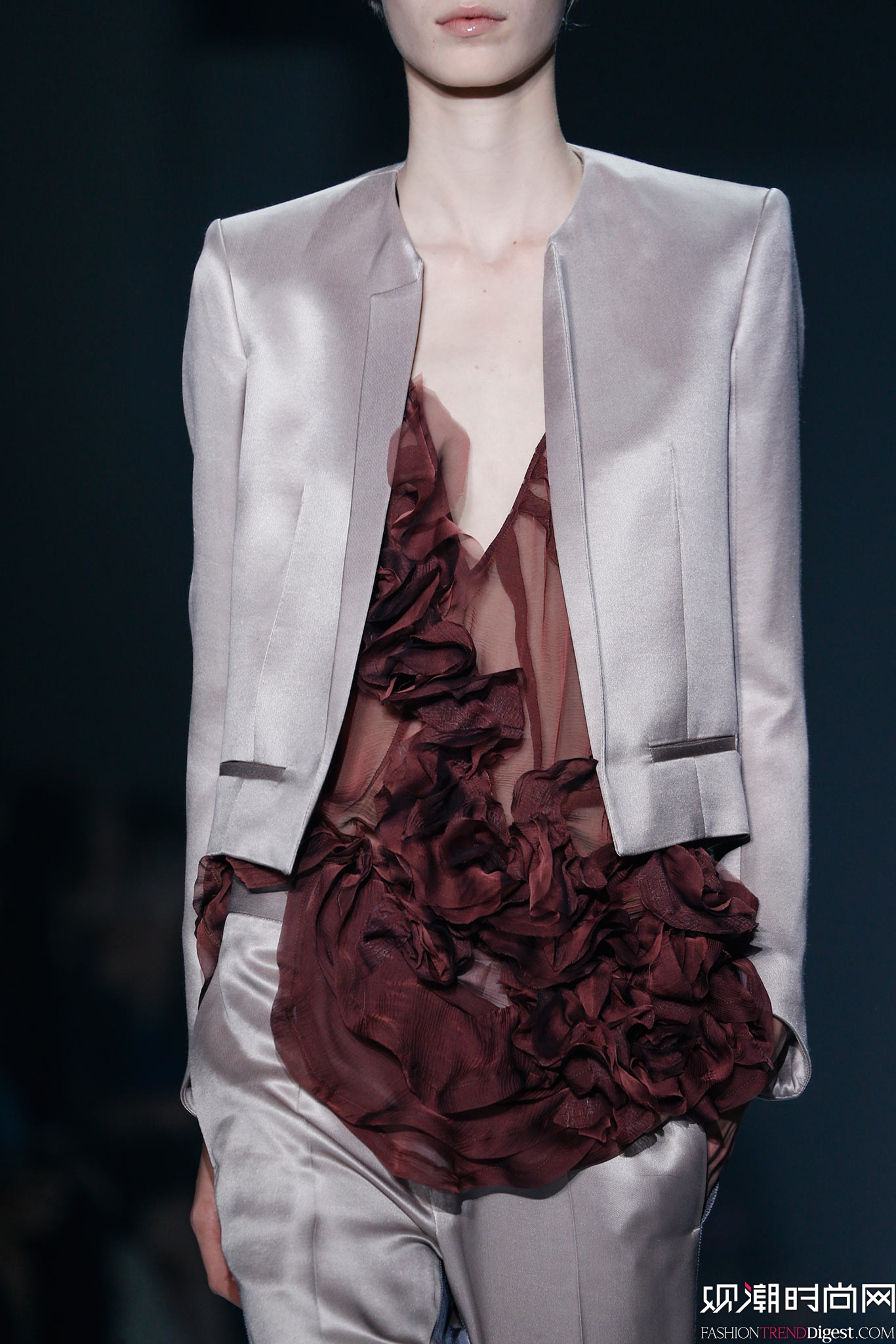 Haider Ackermann 2015İrbDƬ
