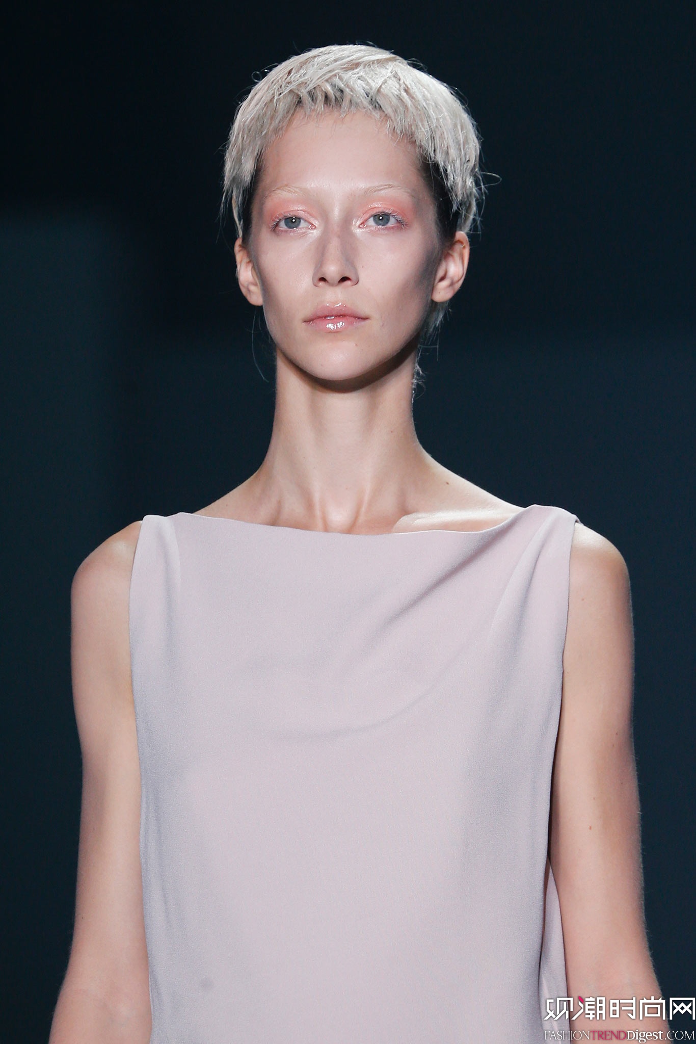 Haider Ackermann 2015İrbDƬ