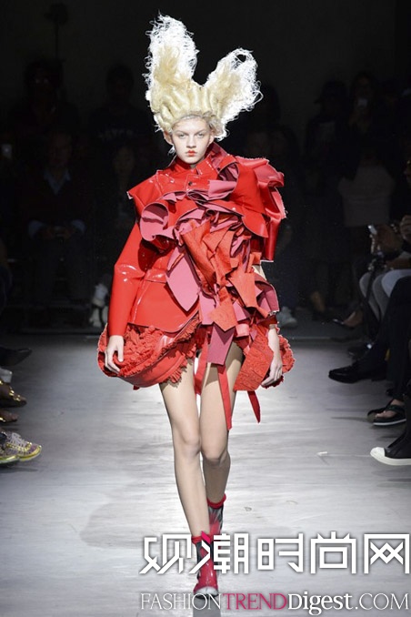 Comme Des Garçons 2015İŮװ㳡ͼƬ