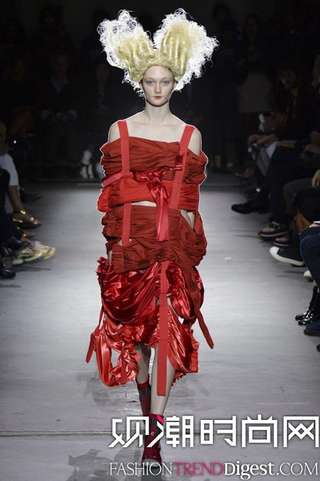 Comme Des Garçons 2015İŮװ㳡ͼƬ