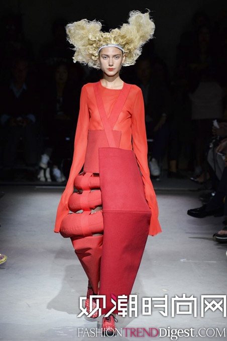 Comme Des Garçons 2015İŮװ㳡ͼƬ