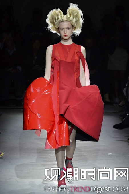 Comme Des Garçons 2015İŮװ㳡ͼƬ