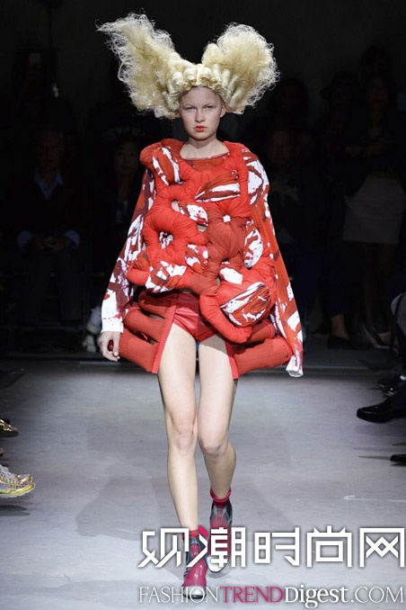 Comme Des Garçons 2015İŮװ㳡ͼƬ