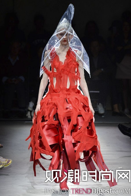 Comme Des Garçons 2015İŮװ㳡ͼƬ