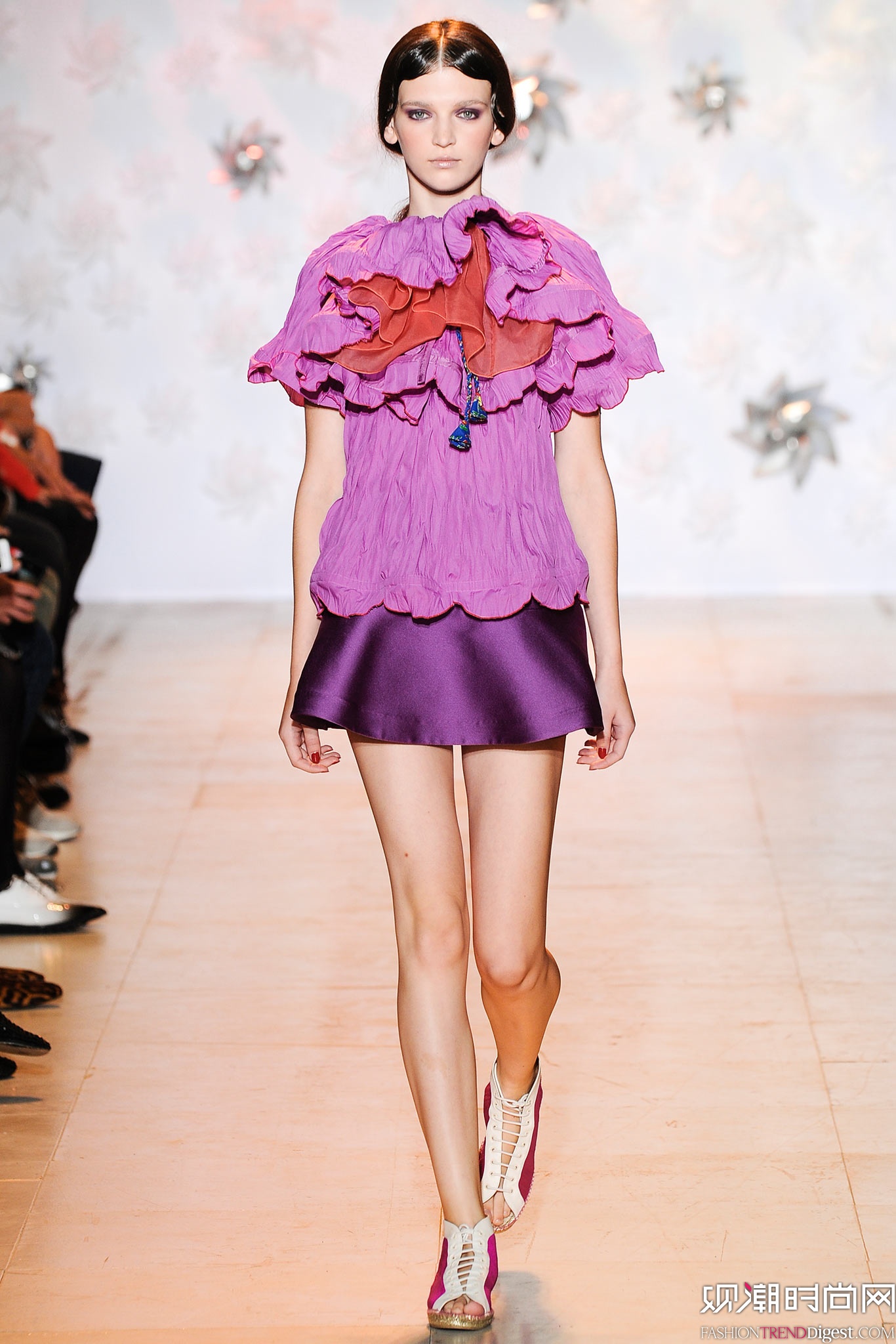 Tsumori Chisato 2015İʱװŮװ㳡ͼƬ