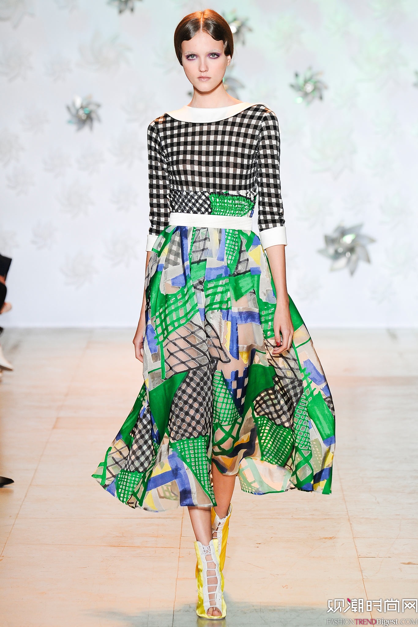 Tsumori Chisato 2015İʱװŮװ㳡ͼƬ