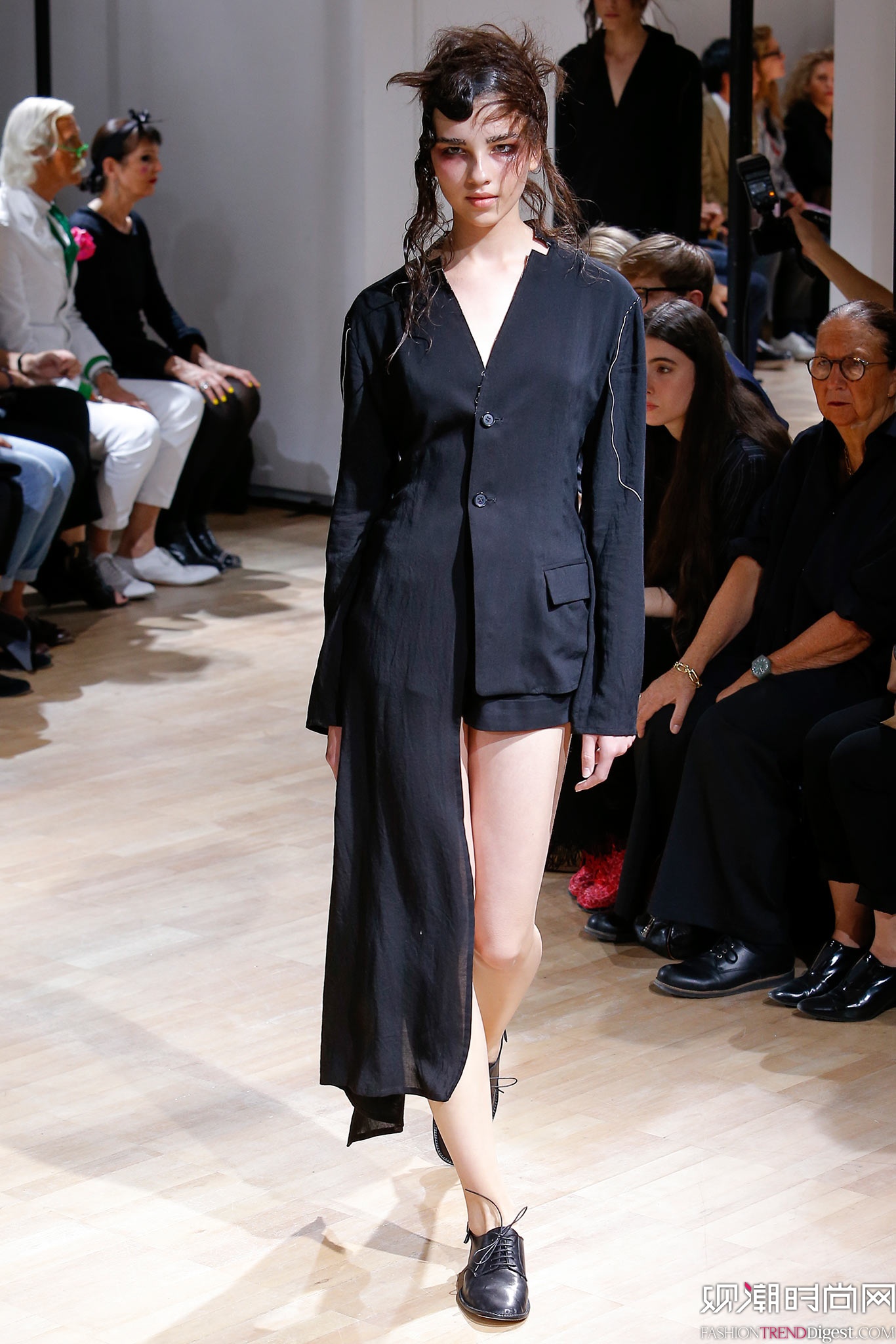 Yohji Yamamoto 2015İʱװ㳡ͼƬ