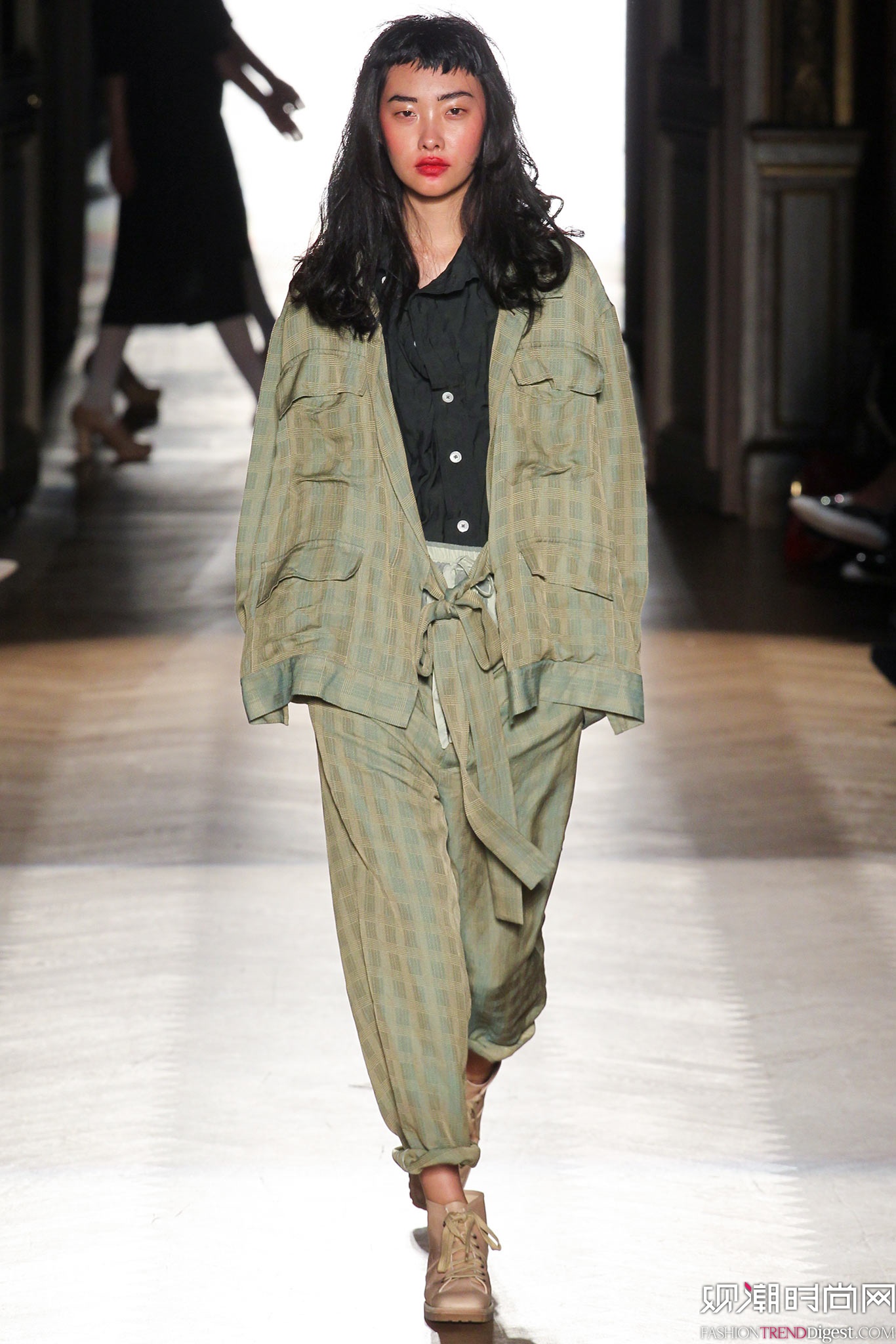Vivienne Westwood 2015İrbDƬ
