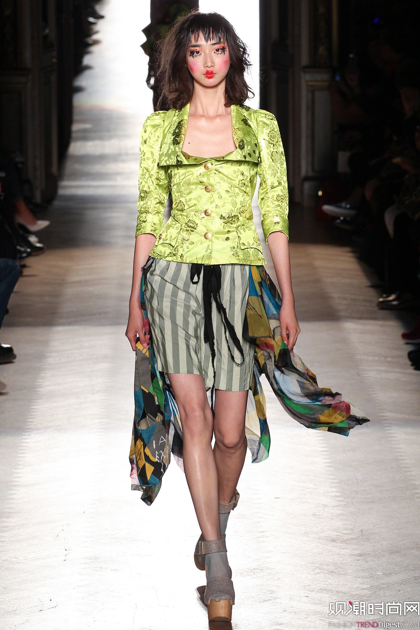 Vivienne Westwood 2015İrbDƬ