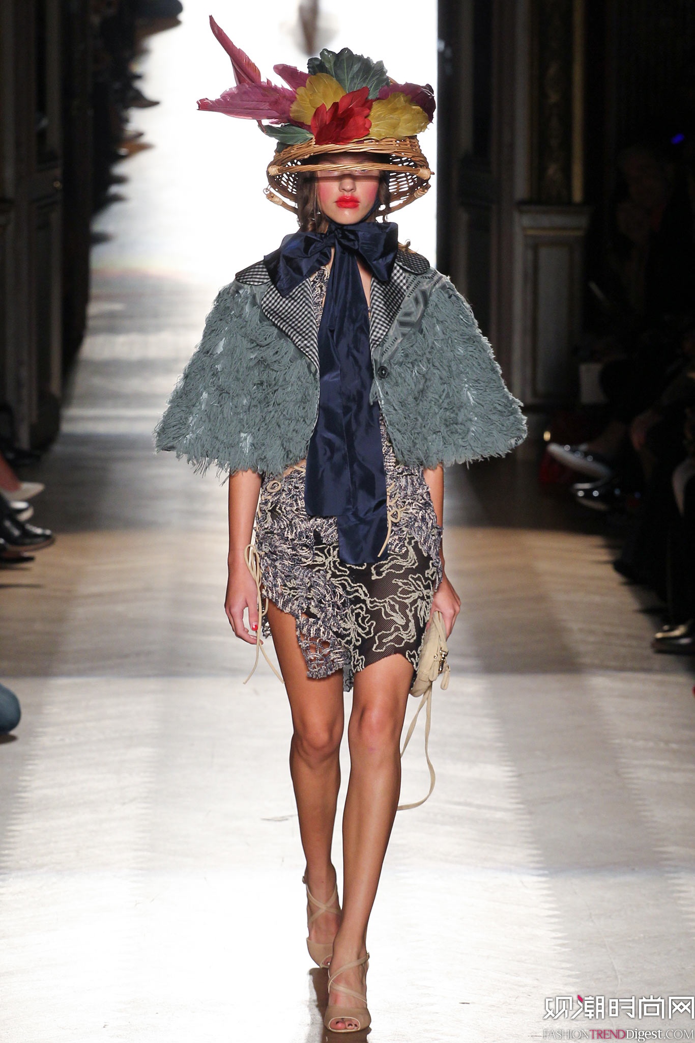 Vivienne Westwood 2015İrbDƬ