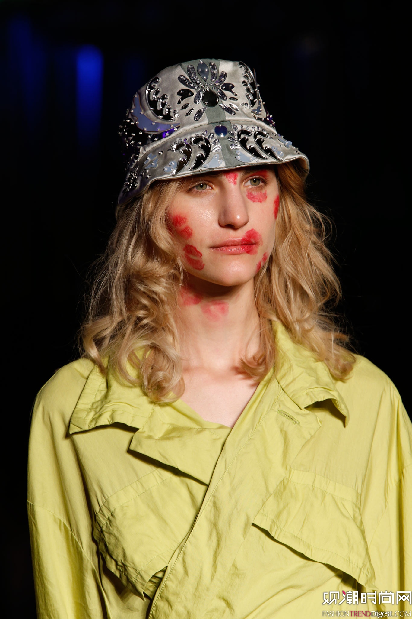Vivienne Westwood 2015���İ���ʱװ���㳡����ͼƬ