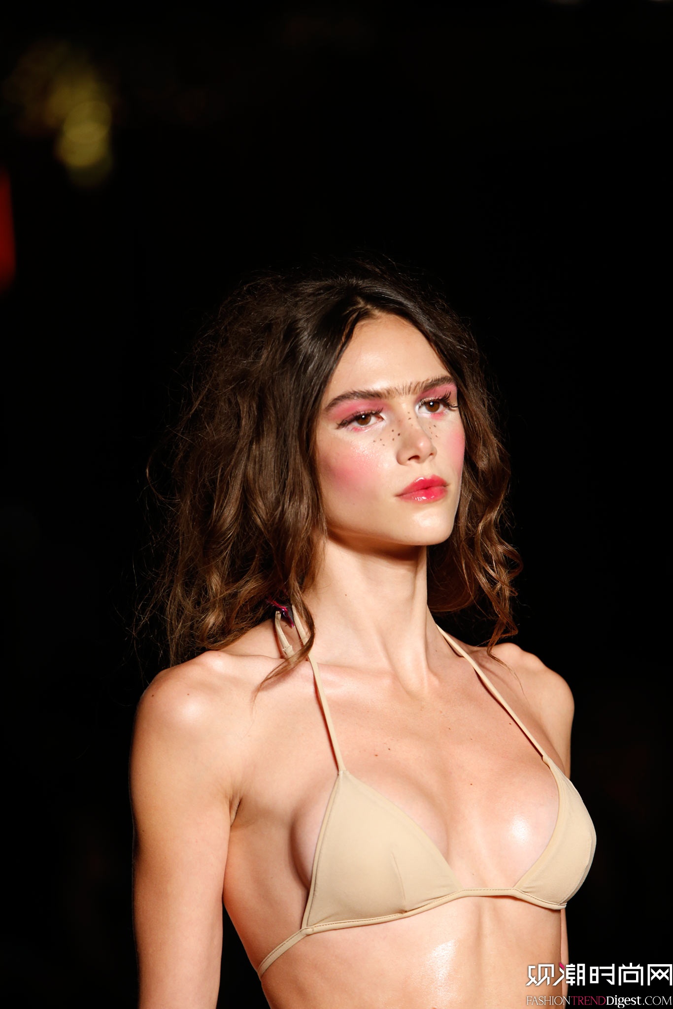 Vivienne Westwood 2015���İ���ʱװ���㳡����ͼƬ