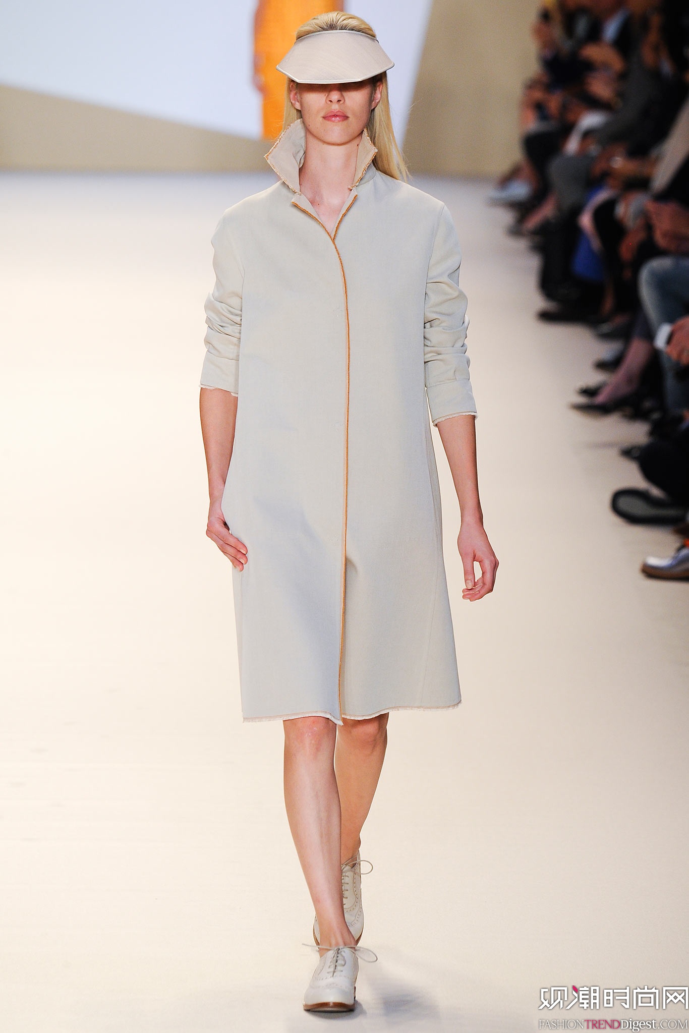 Akris 2015İrbDƬ