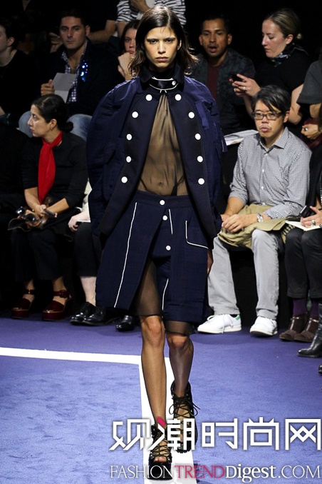 Sacai 2015İrbDƬ