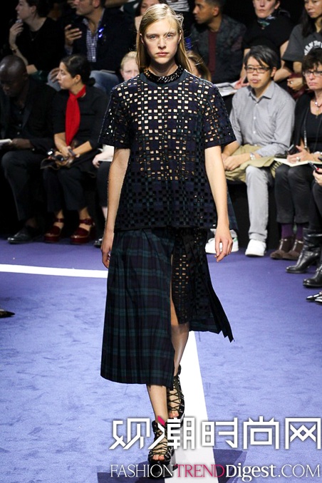 Sacai 2015İrbDƬ