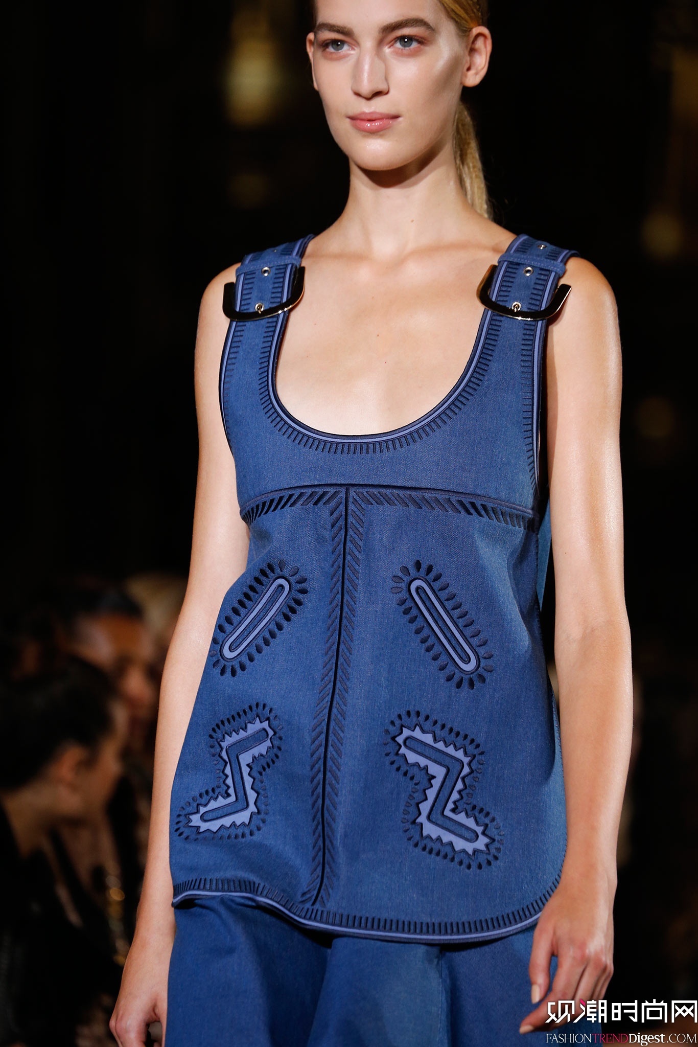 Stella McCartney 2015���İ���ʱװ���㳡����ͼƬ