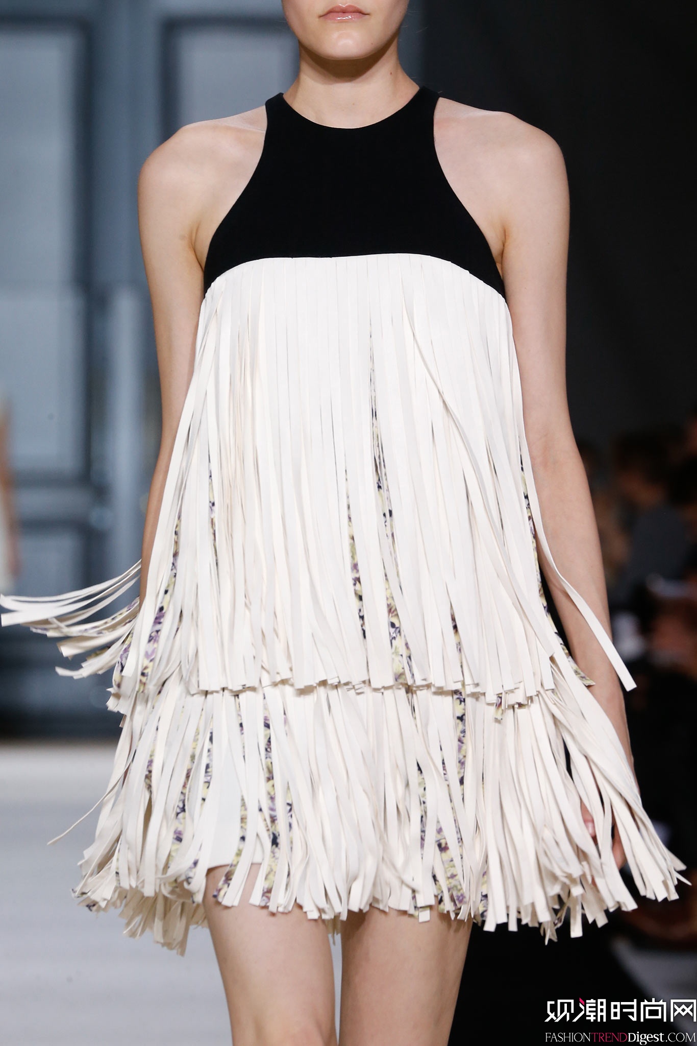 Giambattista Valli 2015İʱװ㳡ͼƬ