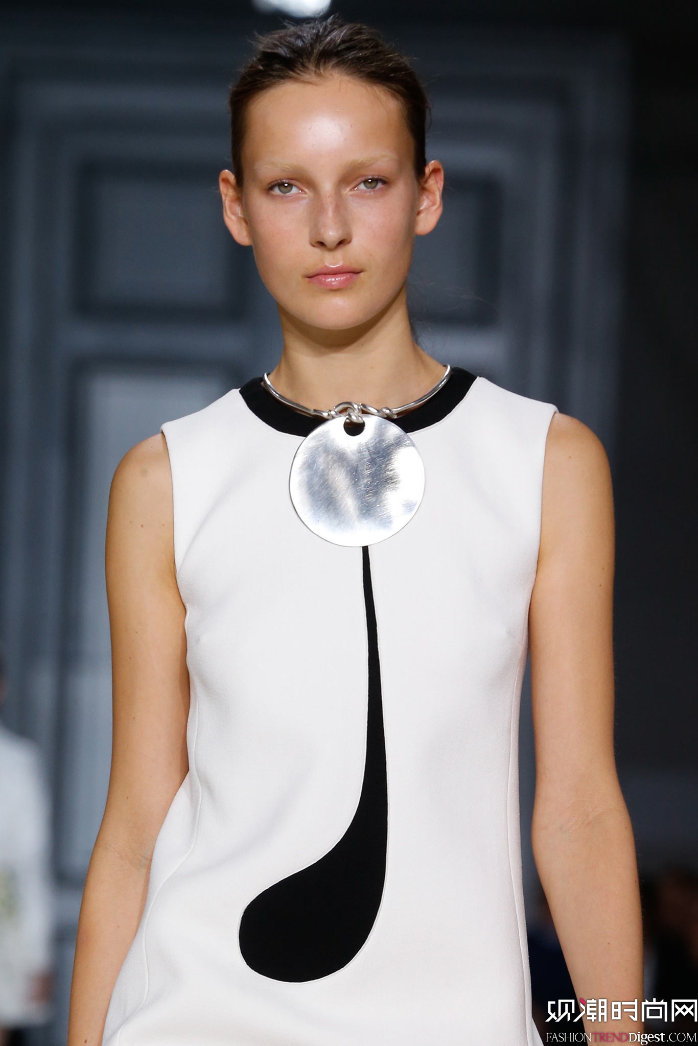 Giambattista Valli 2015İʱװ㳡ͼƬ