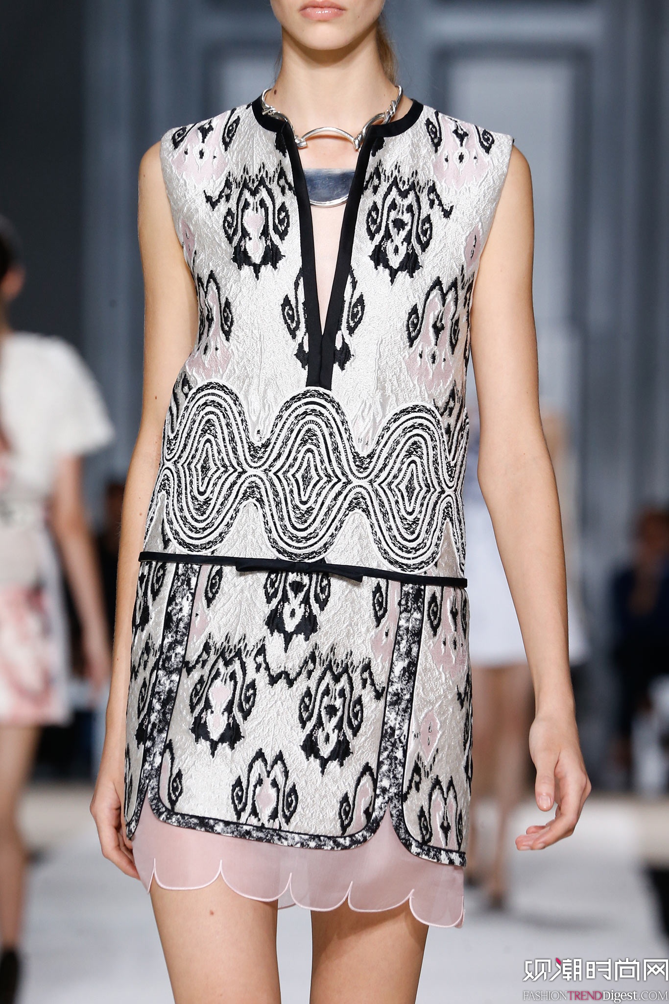 Giambattista Valli 2015İr(sh)b(chng)DƬ