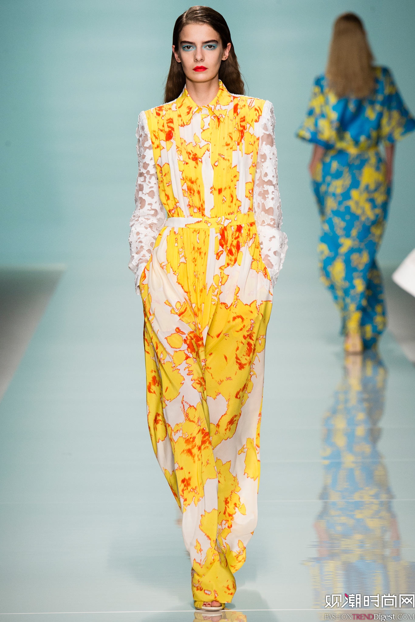 Emanuel Ungaro 2015İrbDƬ