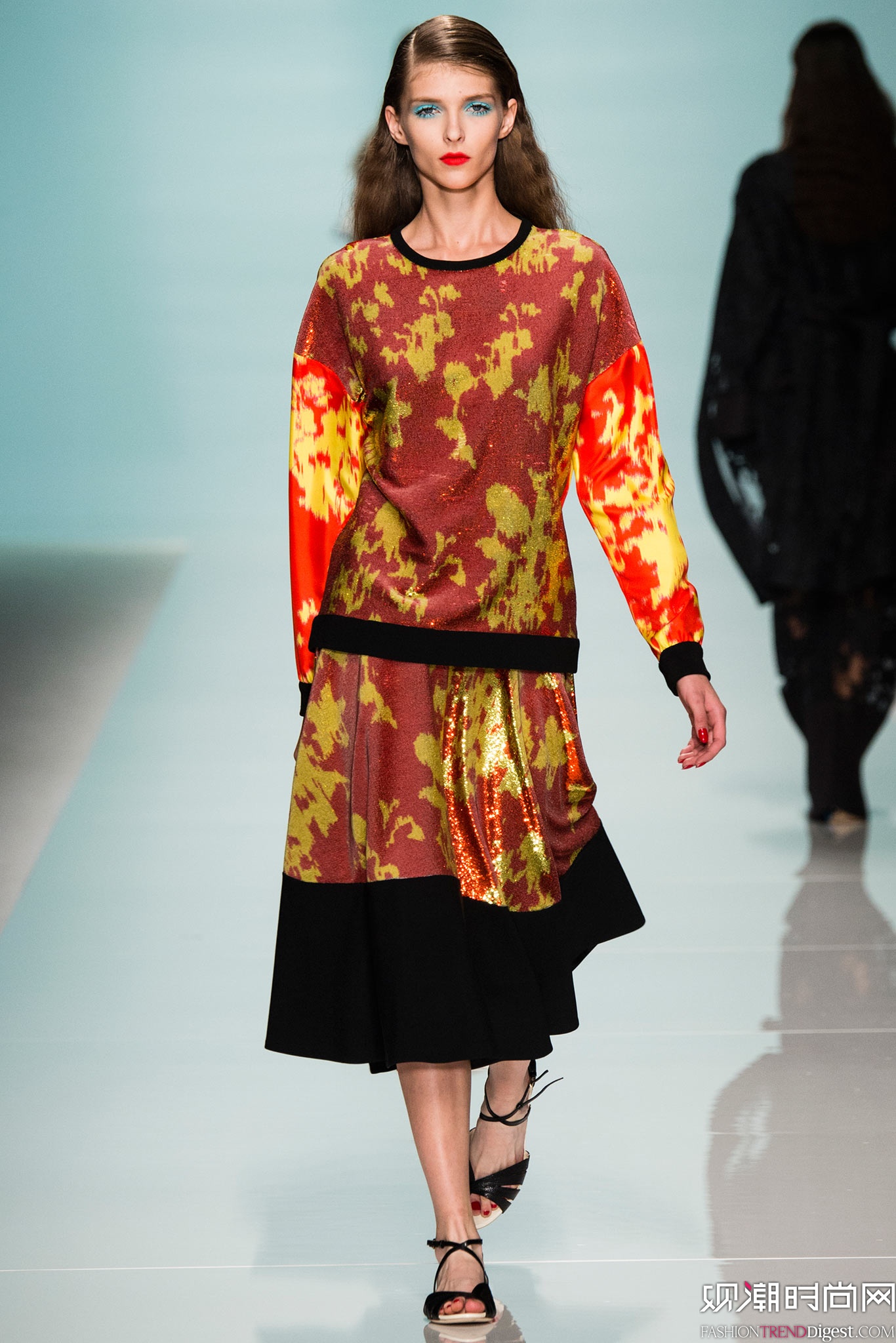 Emanuel Ungaro 2015İrbDƬ