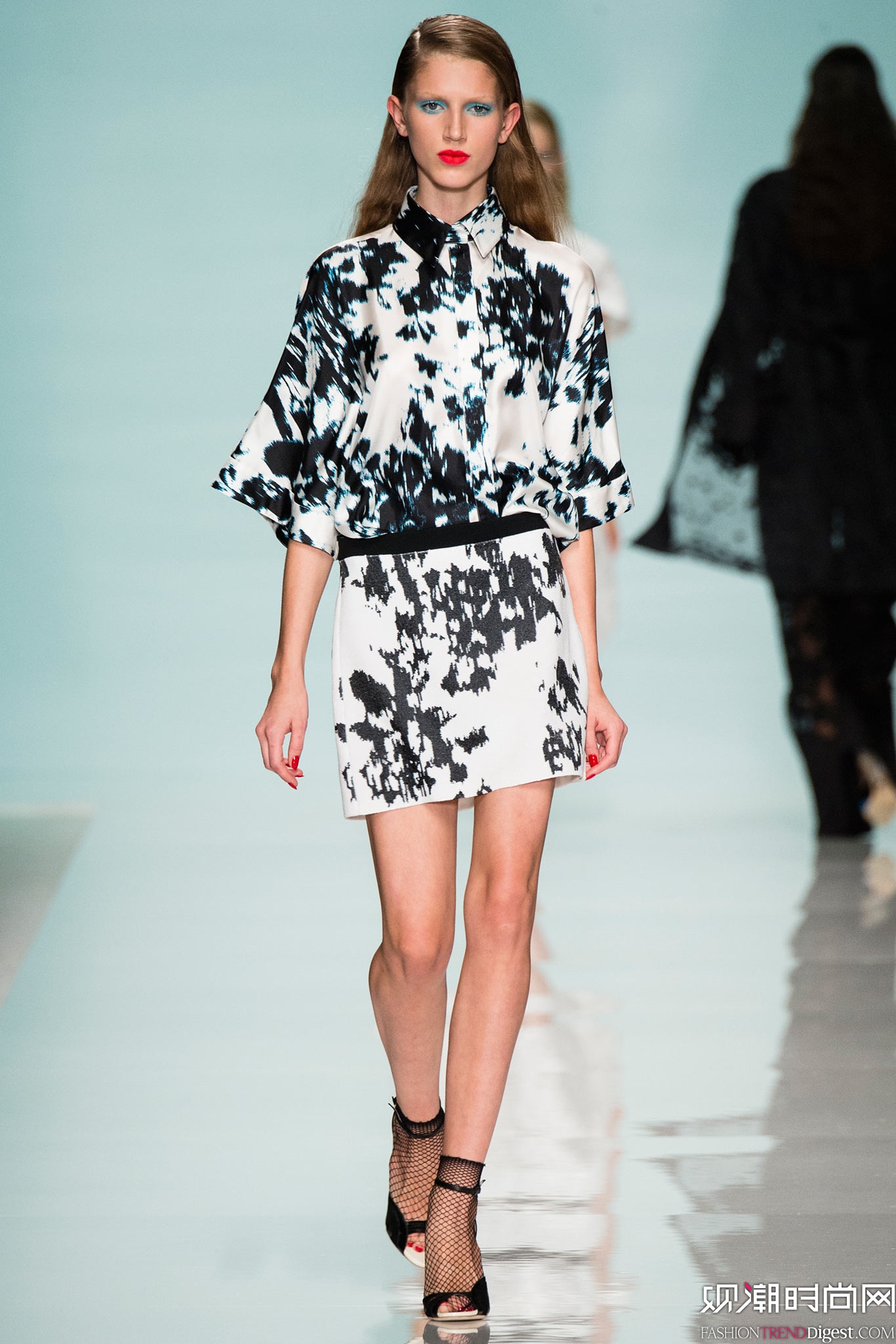 Emanuel Ungaro 2015İrbDƬ