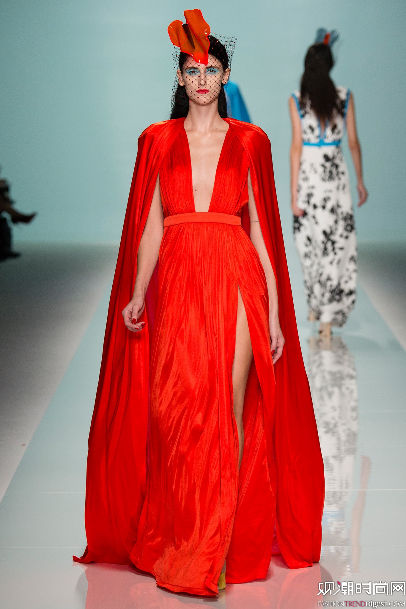 Emanuel Ungaro 2015İrbDƬ