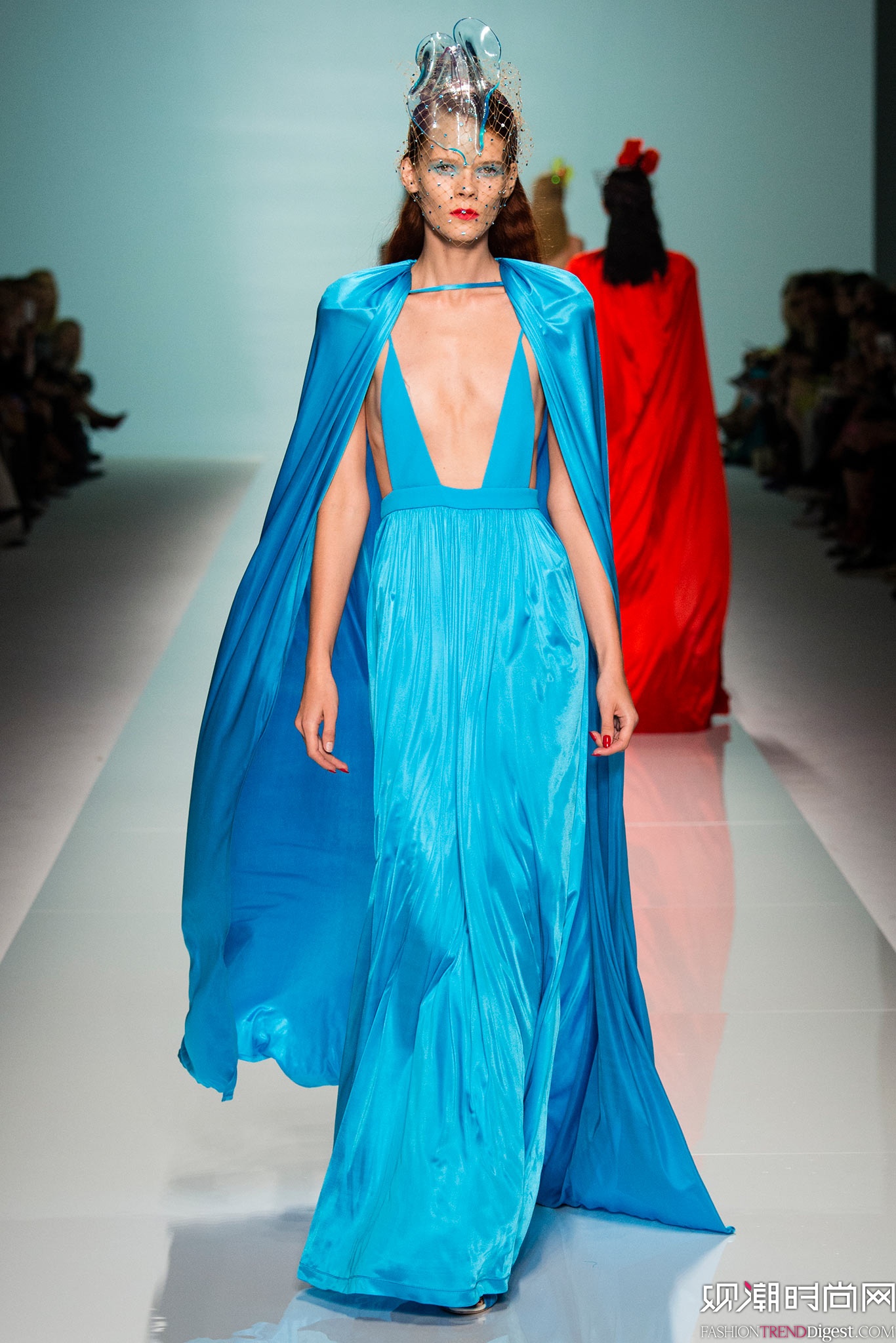 Emanuel Ungaro 2015İrbDƬ