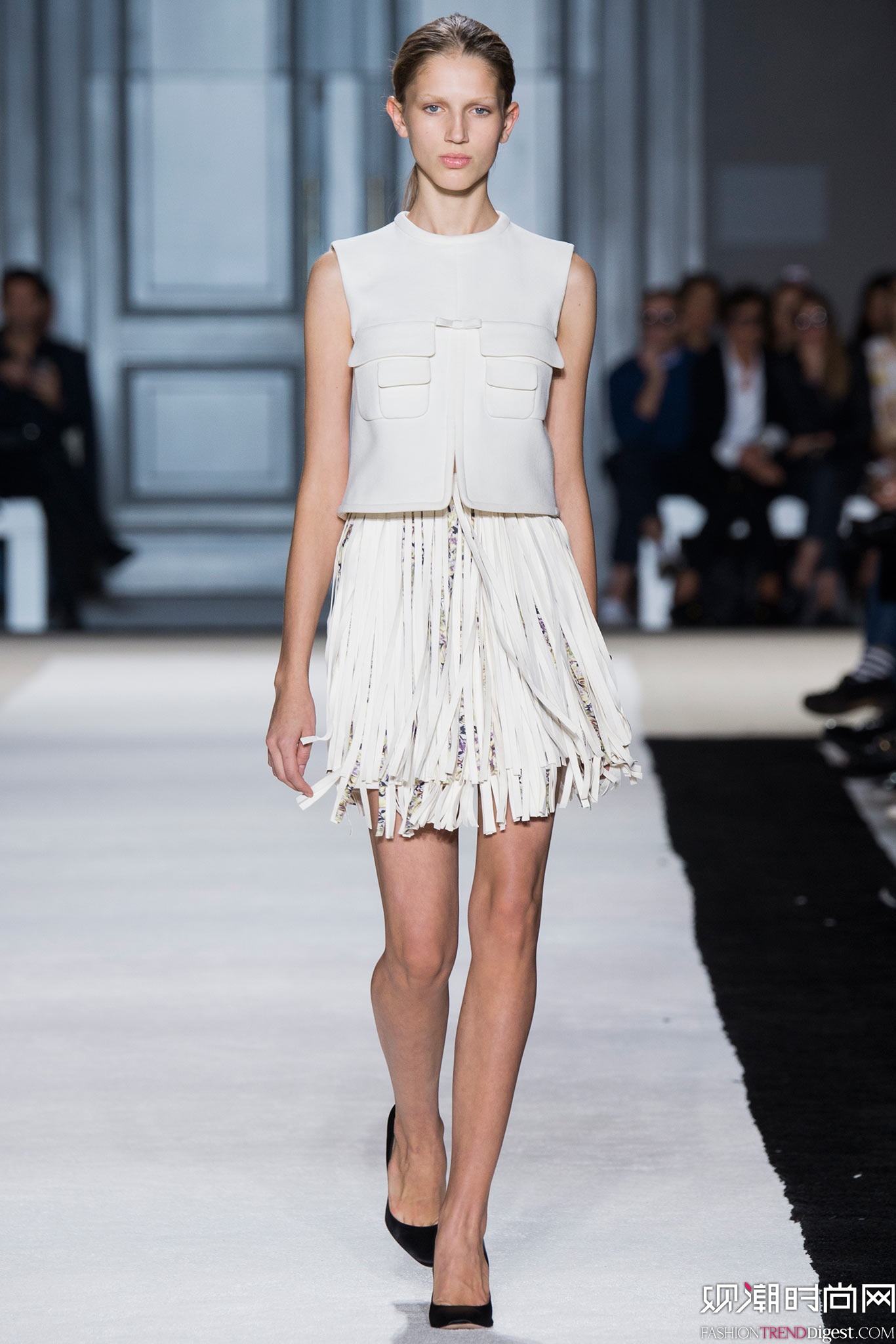 Giambattista Valli 2015İʱװ㳡ͼƬ