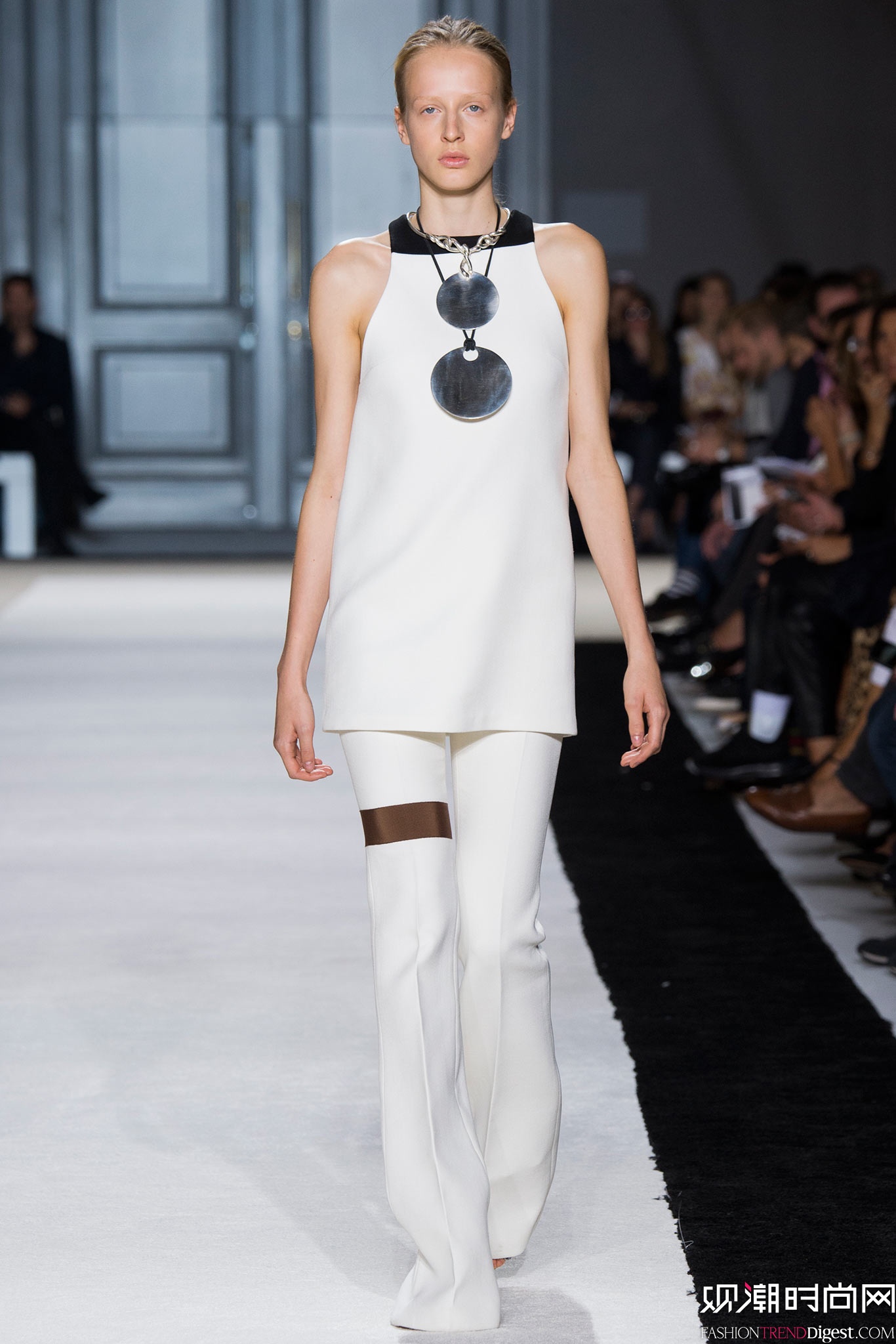 Giambattista Valli 2015İrbDƬ