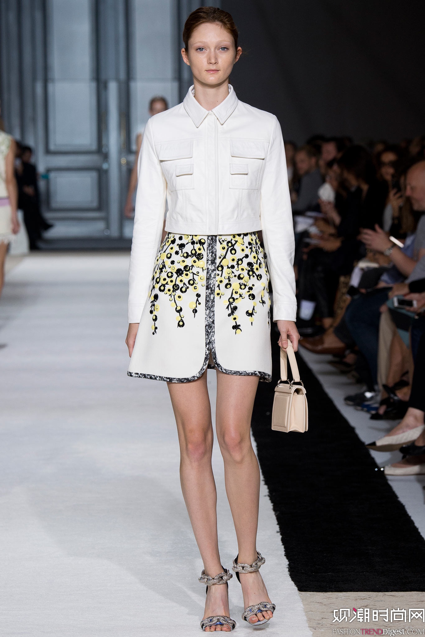 Giambattista Valli 2015İʱװ㳡ͼƬ