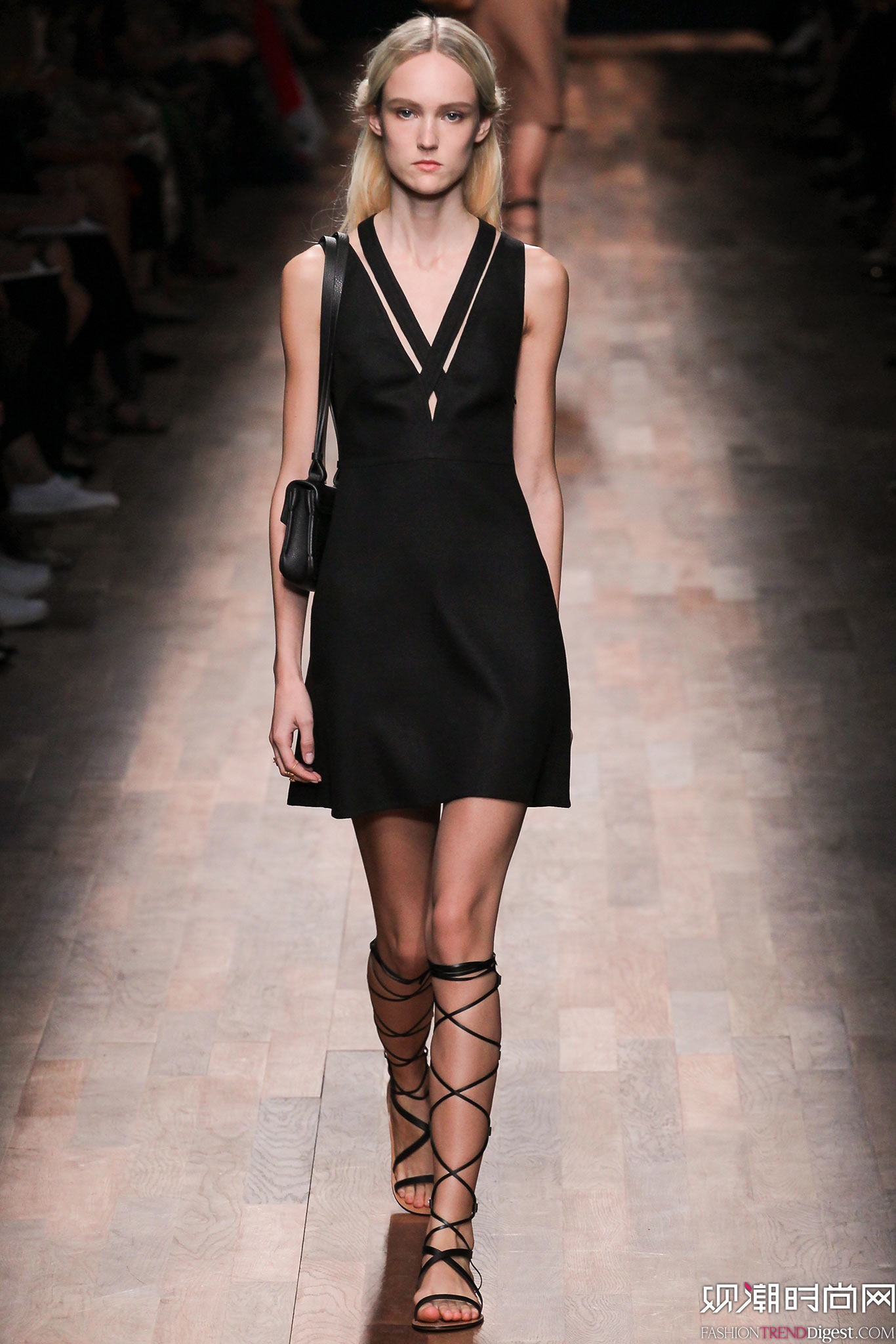 Valentino 2015İʱװ㳡ͼƬ