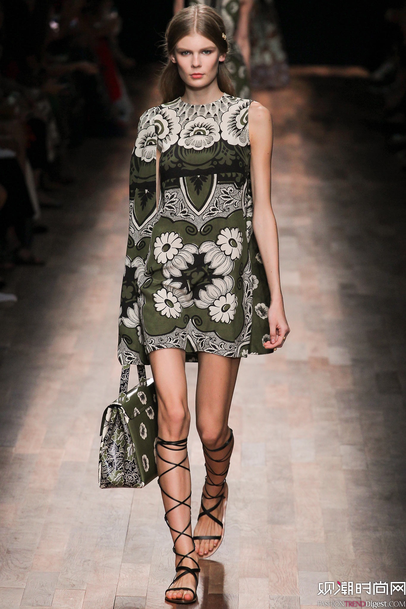 Valentino 2015İʱװ㳡ͼƬ