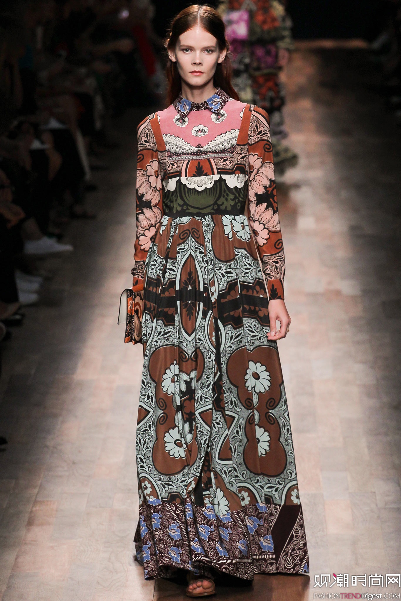 Valentino 2015İʱװ㳡ͼƬ