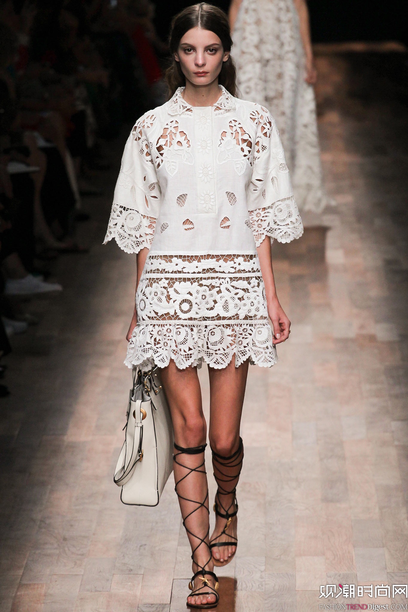 Valentino 2015İʱװ㳡ͼƬ