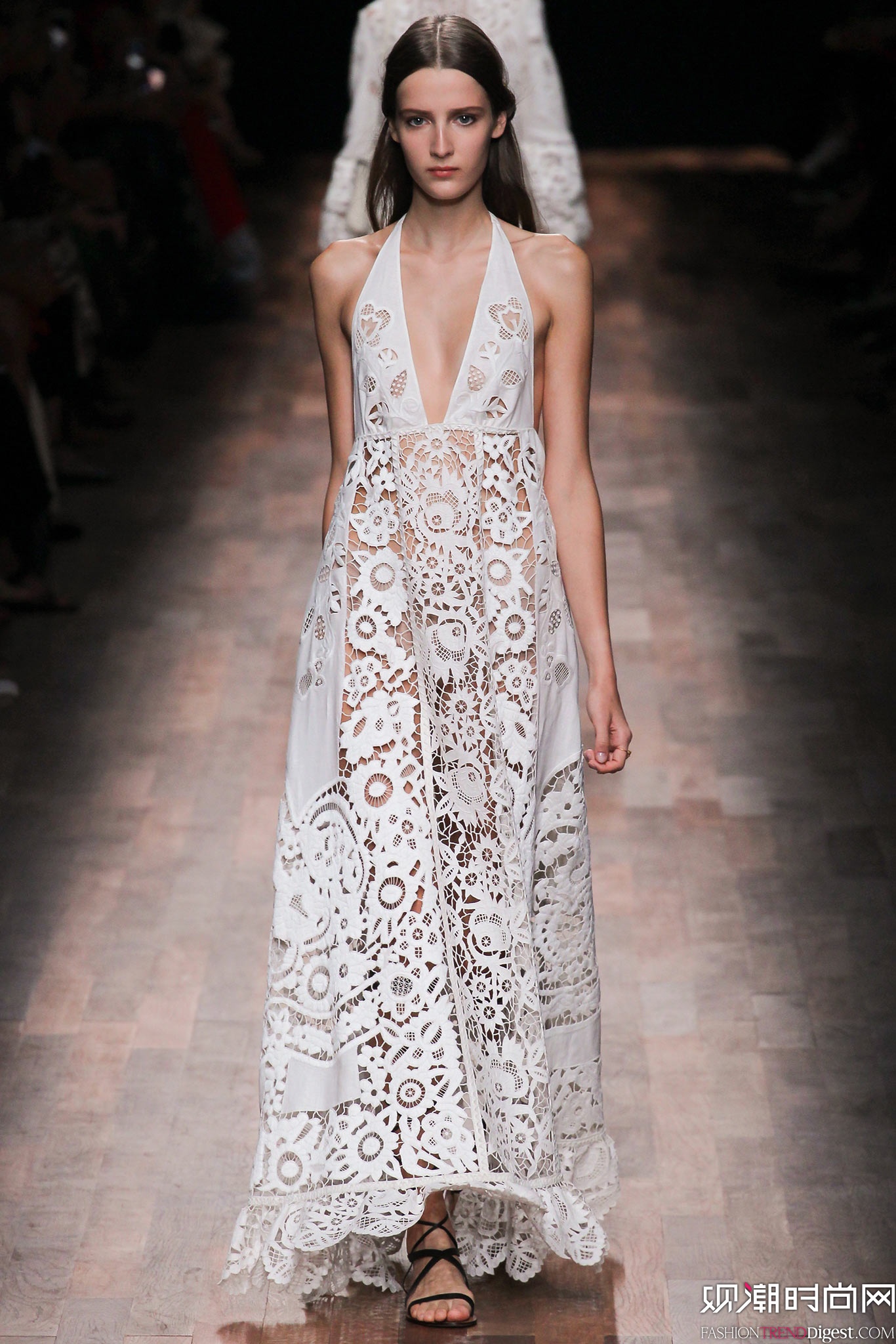 Valentino 2015İʱװ㳡ͼƬ