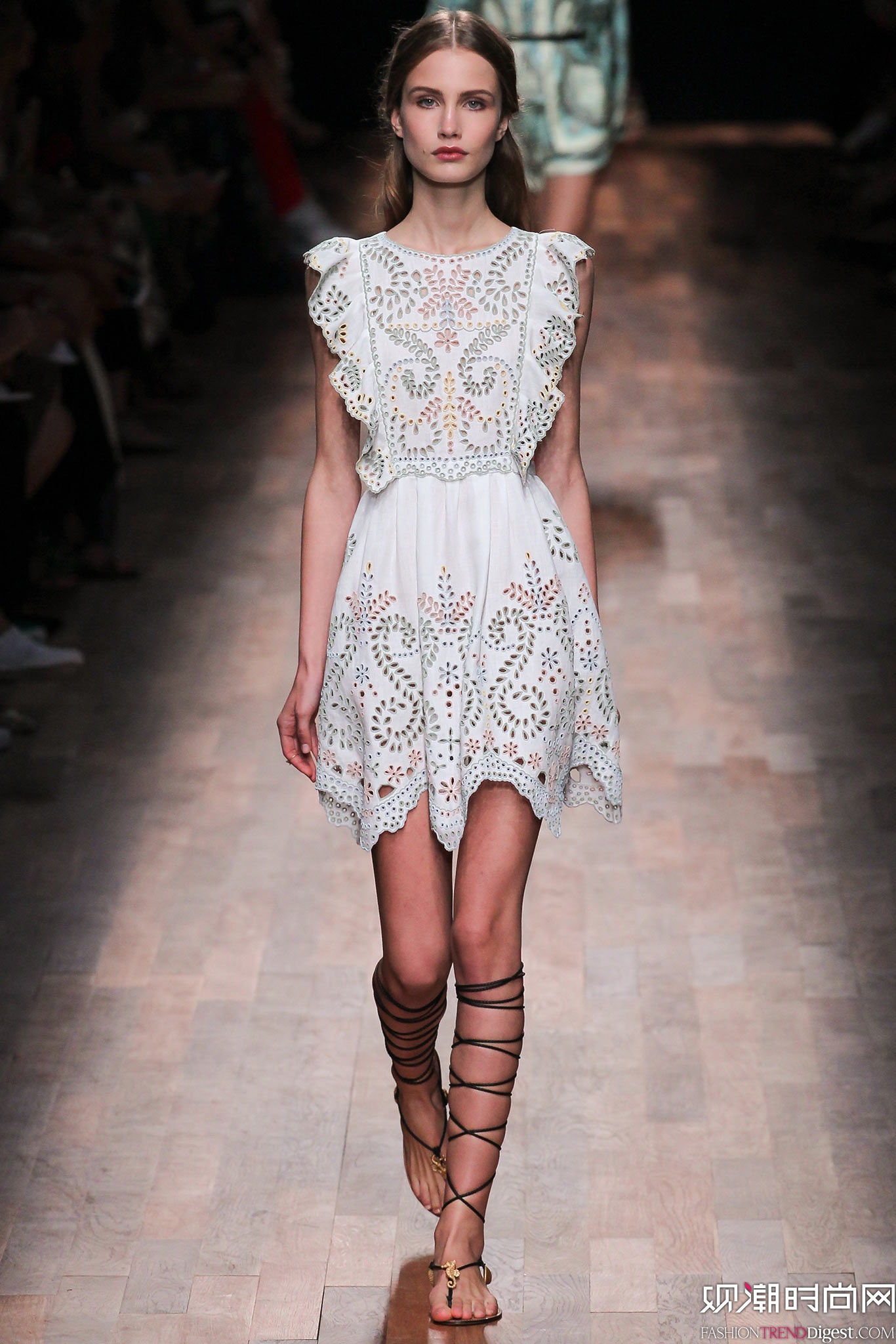 Valentino 2015İʱװ㳡ͼƬ