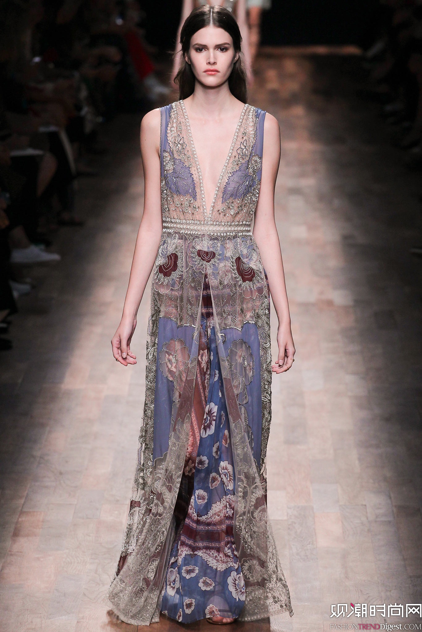 Valentino 2015İʱװ㳡ͼƬ