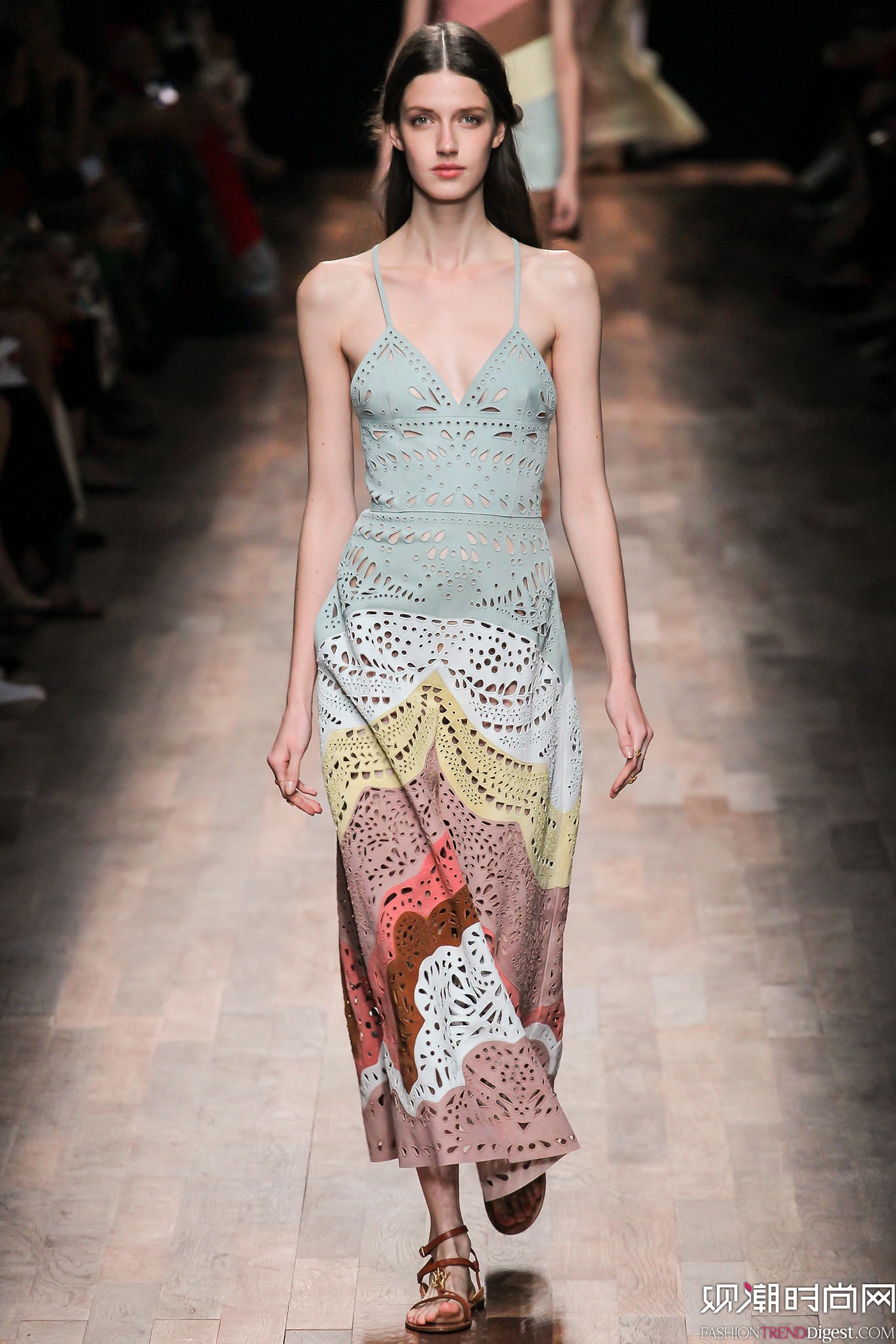 Valentino 2015İʱװ㳡ͼƬ