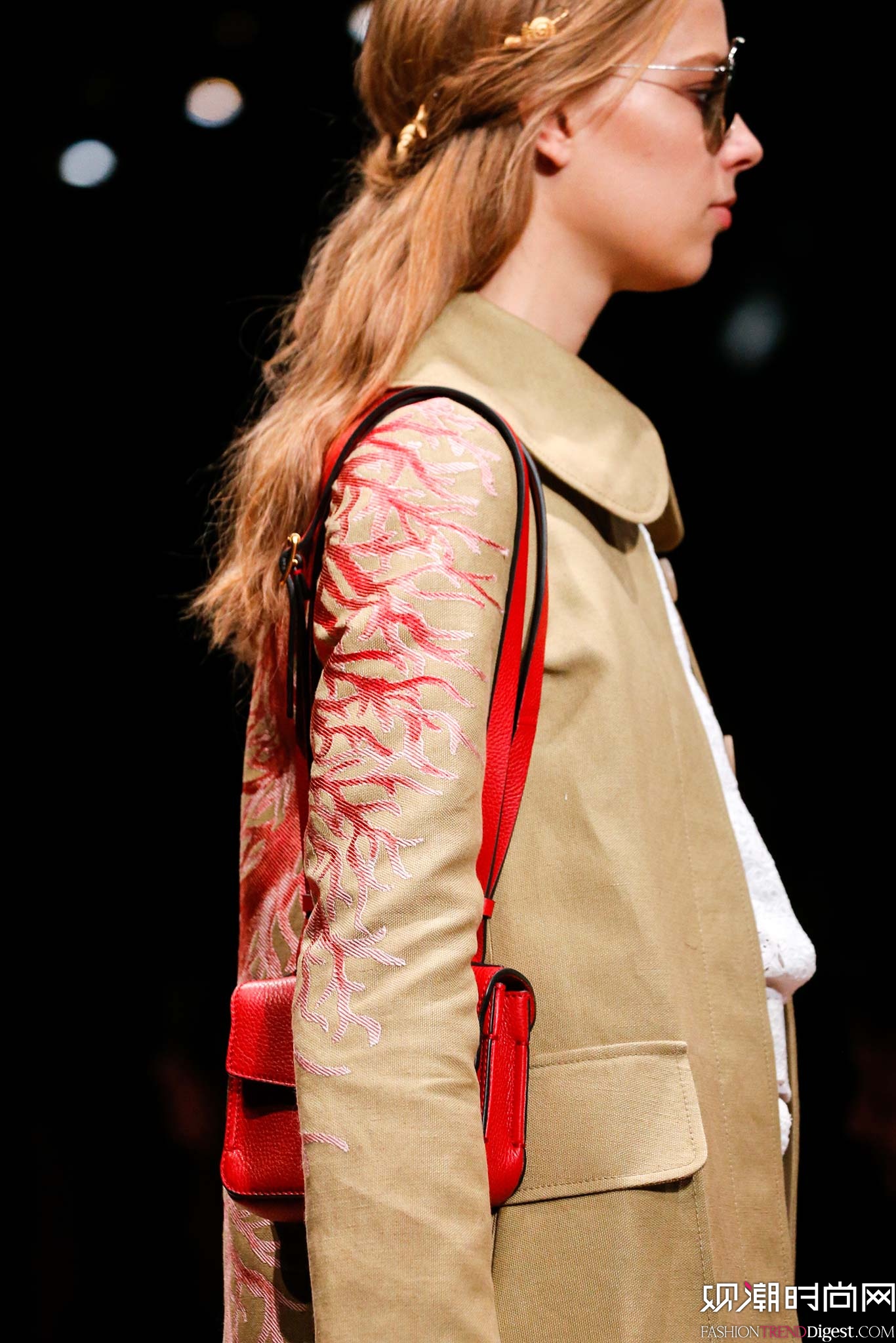 Valentino 2015���İ���ʱװ���㳡����ͼƬ