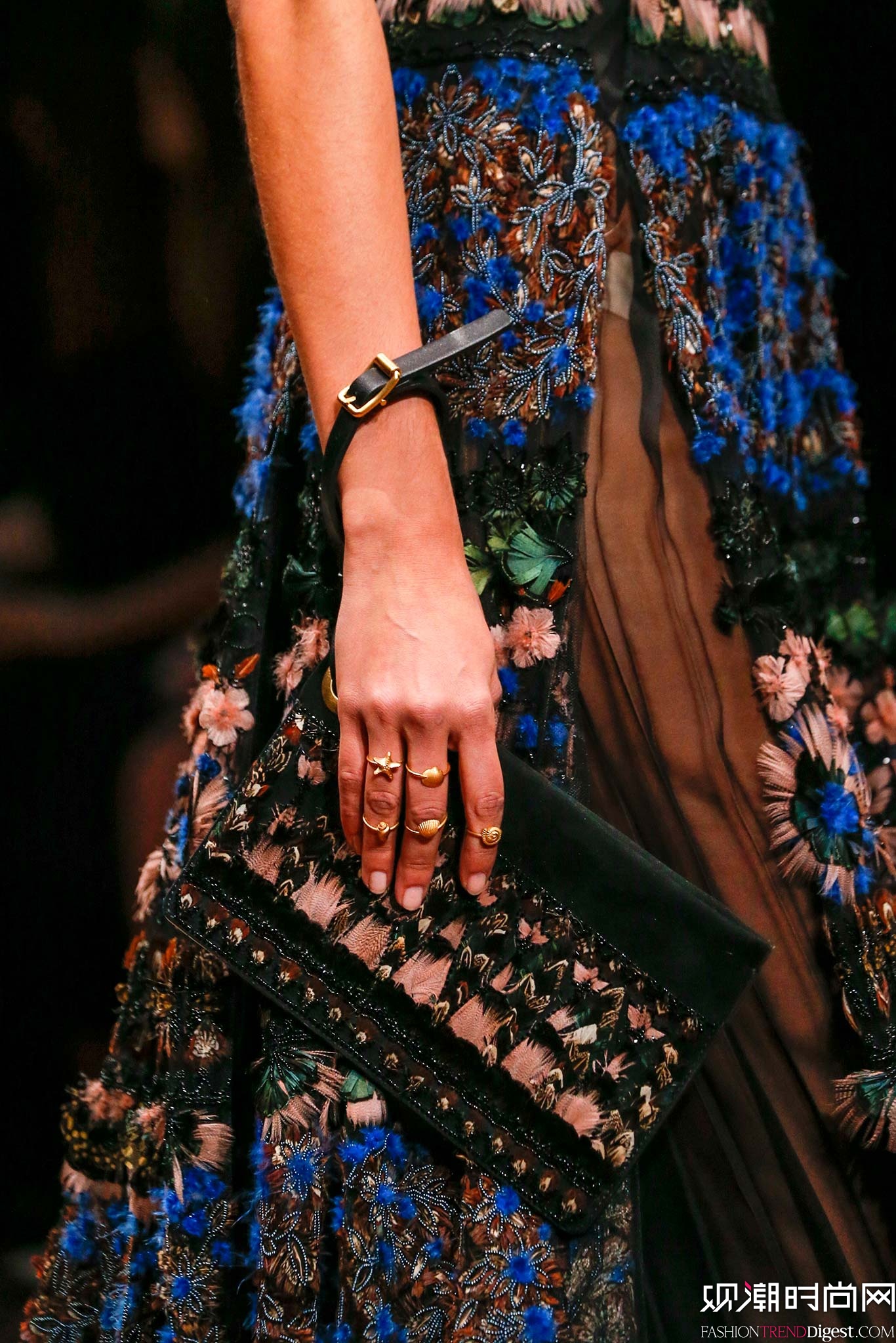 Valentino 2015İʱװ㳡ͼƬ