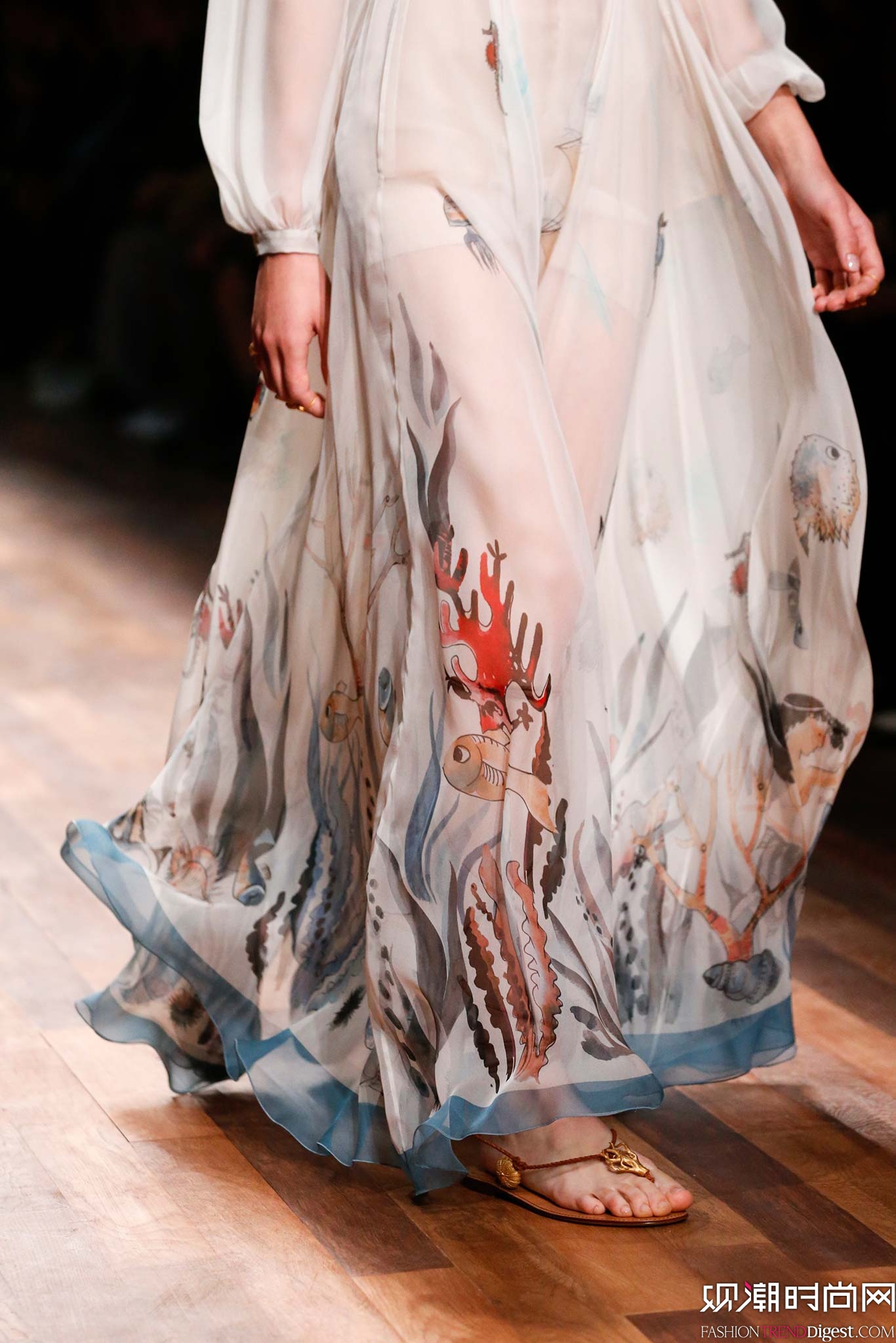 Valentino 2015İʱװ㳡ͼƬ