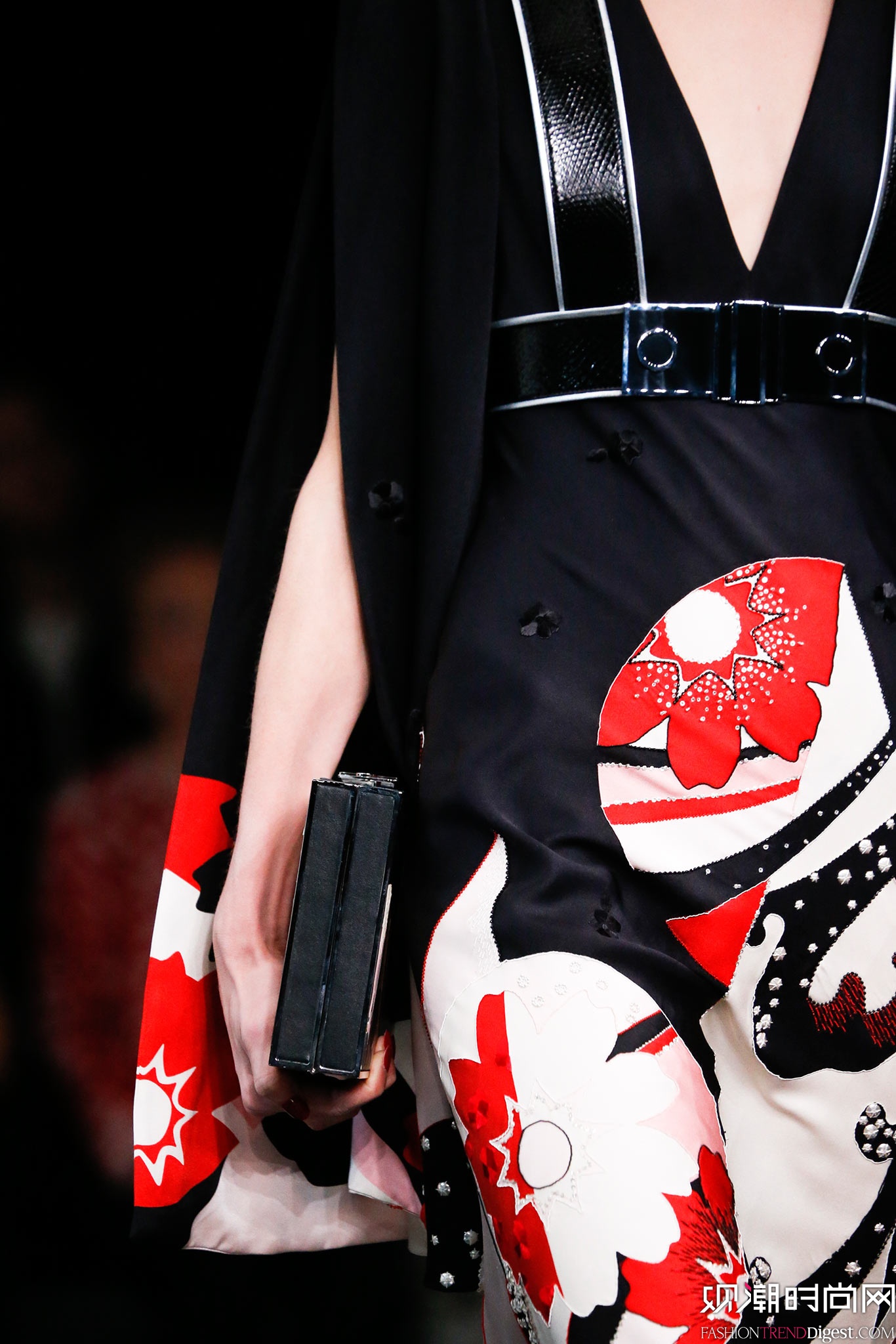 Alexander McQueen 2015İʱװ㳡ͼƬ