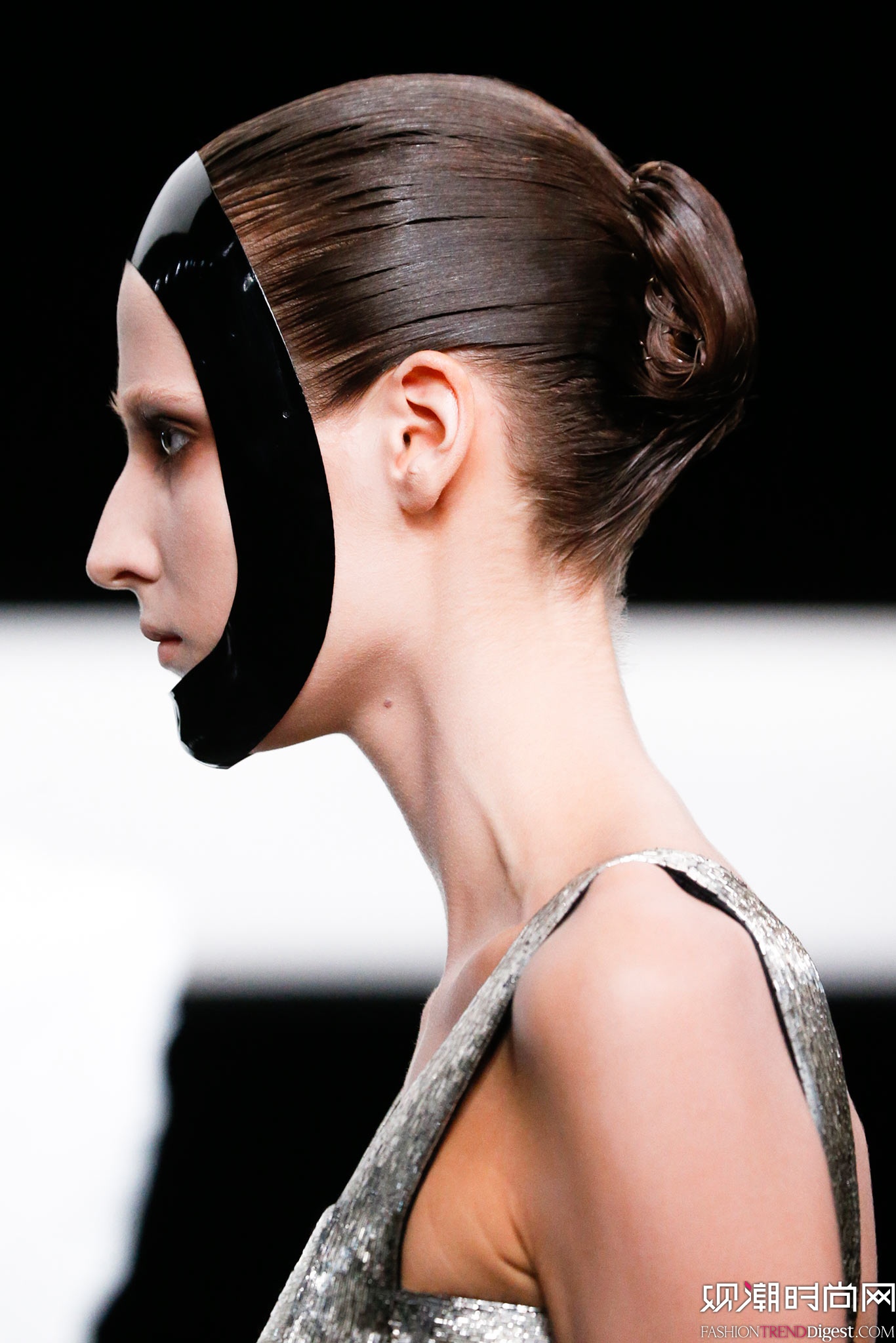 Alexander McQueen 2015İʱװ㳡ͼƬ