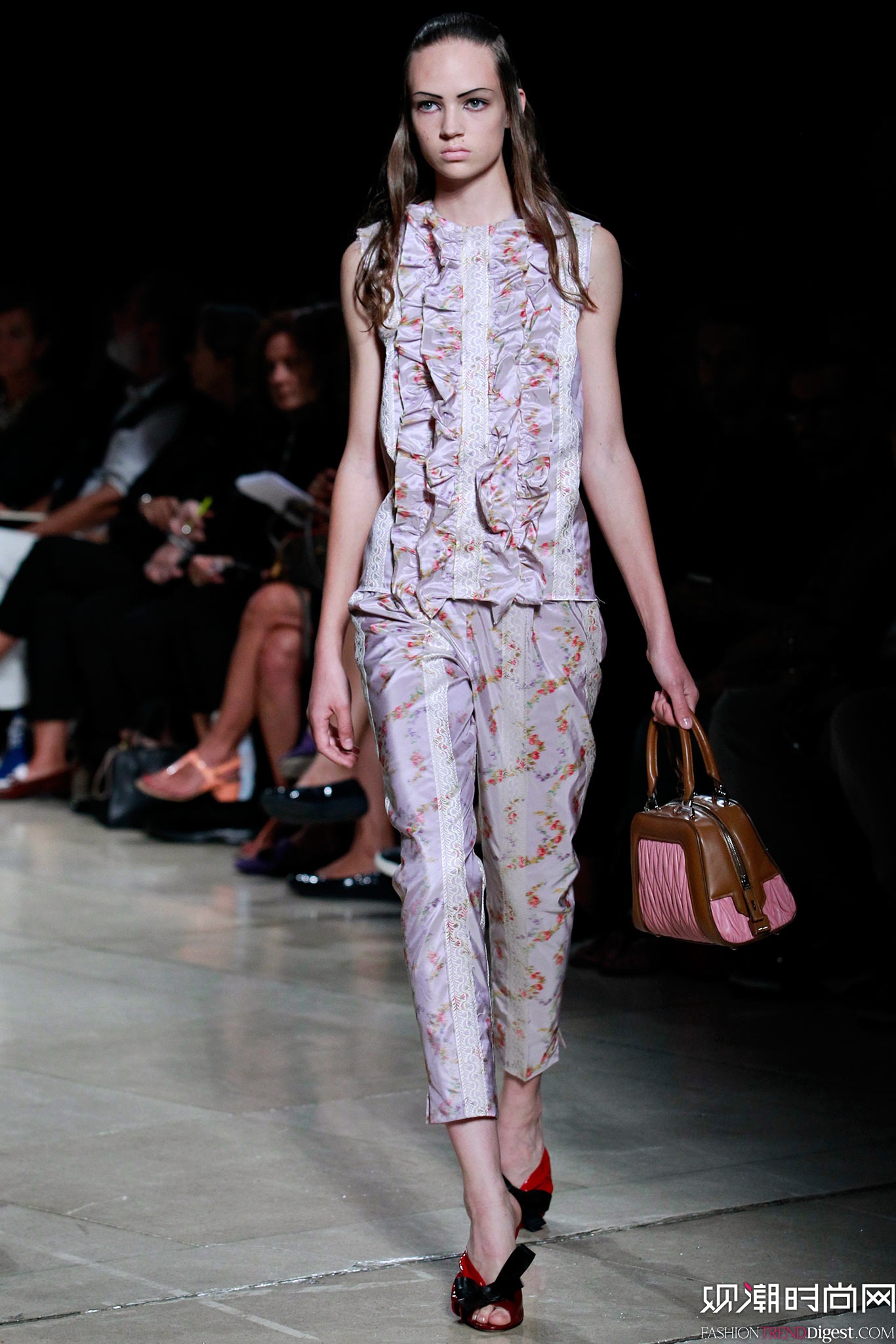 Miu Miu 2015İʱװ㳡ͼƬ