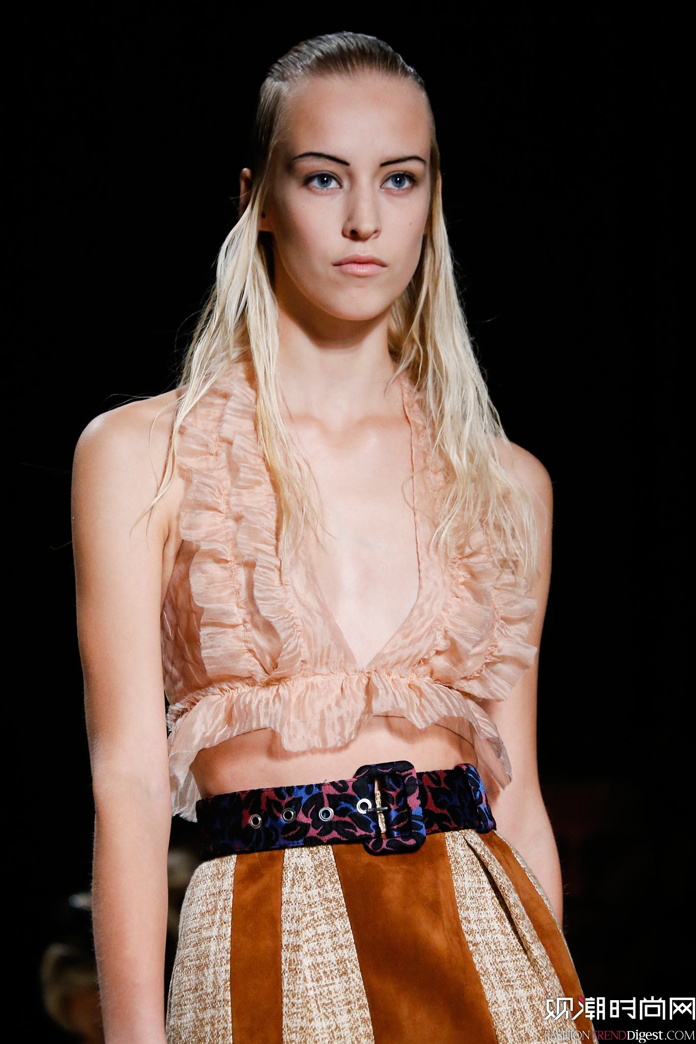 Miu Miu 2015���İ���ʱװ���㳡����ͼƬ